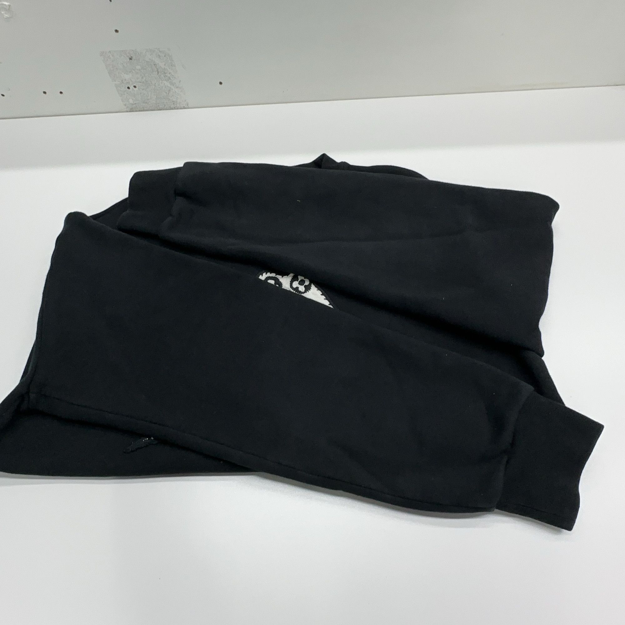 Louis Vuitton Louis Vuitton Owl Embroidered Sweatshirt Size L Size US L / EU 52-54 / 3 - 7 Thumbnail