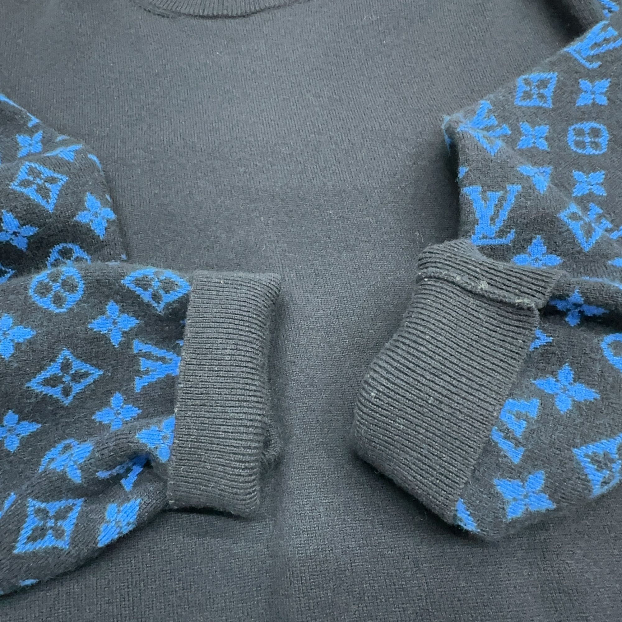 Louis Vuitton Louis Vuitton Monogram Sleeve Sweater M Size US M / EU 48-50 / 2 - 6 Thumbnail