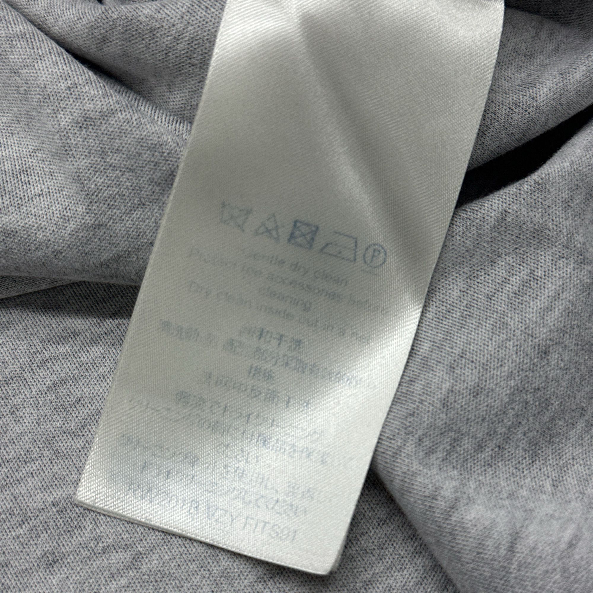 Louis Vuitton Louis Vuitton Cassette Print Graphic T-Shirt L Size L / US 10 / IT 46 - 4 Thumbnail