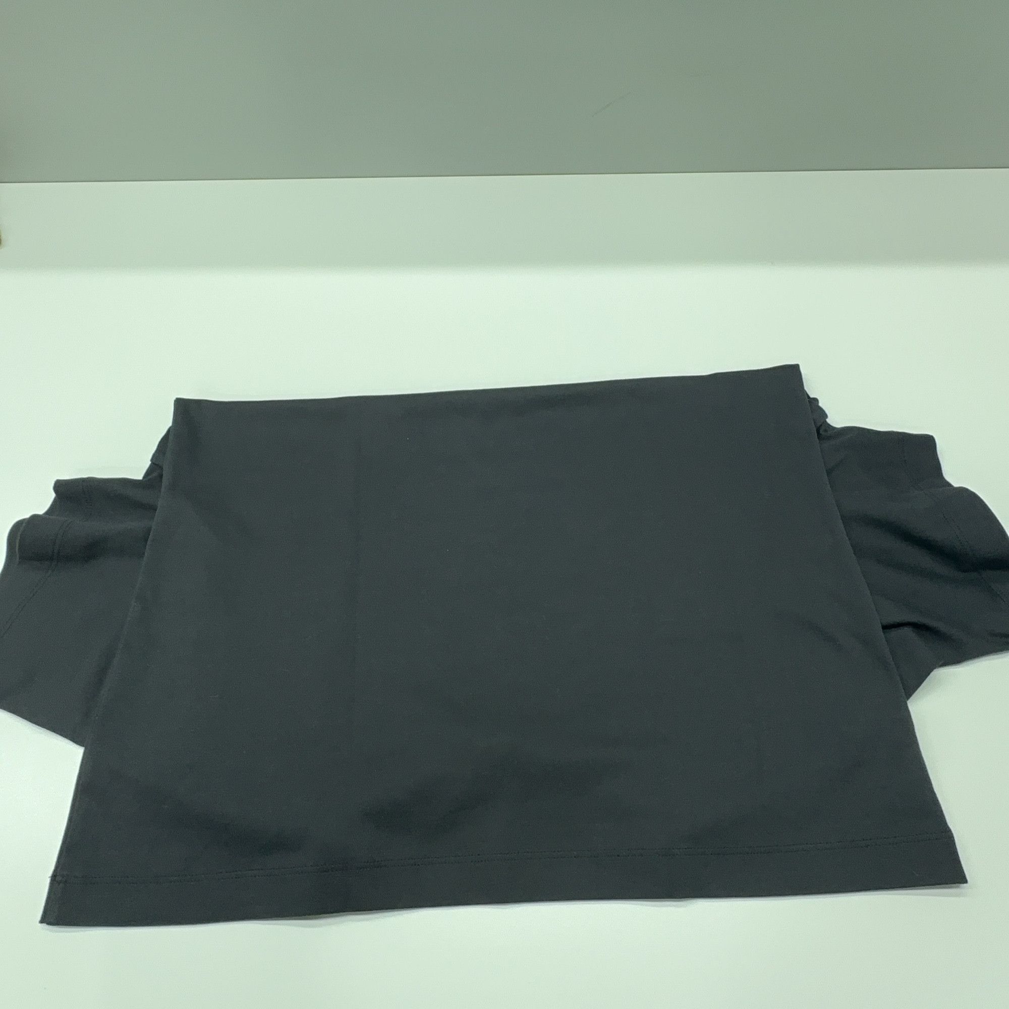 Louis Vuitton Louis Vuitton Cassette Print Graphic T-Shirt L Size L / US 10 / IT 46 - 9 Thumbnail