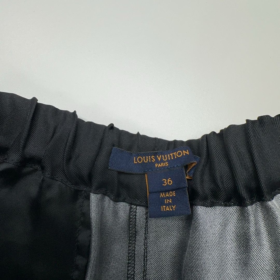 Louis Vuitton Louis Vuitton Monogram Silk Joggers Size 36 Size 26" / US 2 / IT 38 - 3 Thumbnail