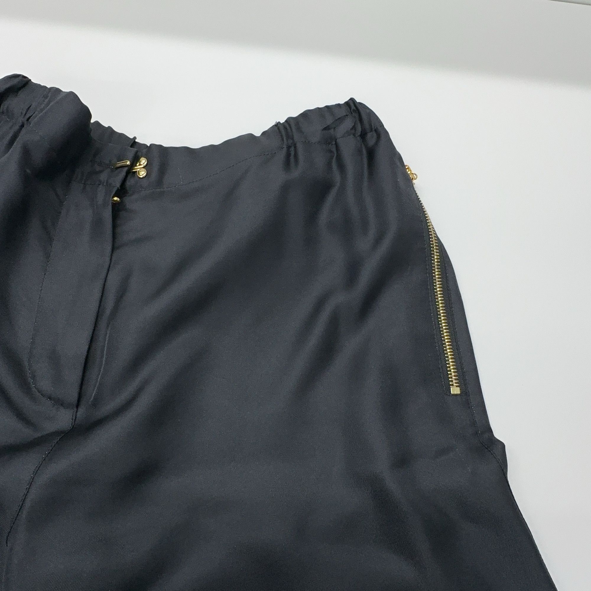 Louis Vuitton Louis Vuitton Monogram Silk Joggers Size 36 Size 26" / US 2 / IT 38 - 6 Thumbnail