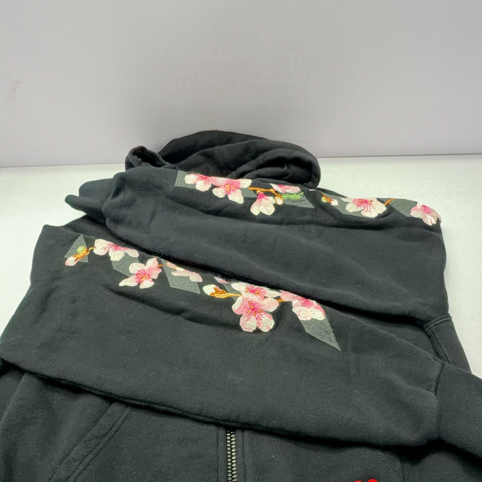 Off-White OFF-WHITE Cherry Blossom Embroidery Zip Hoodie Size XS Size XS / US 0-2 / IT 36-38 - 8 Thumbnail