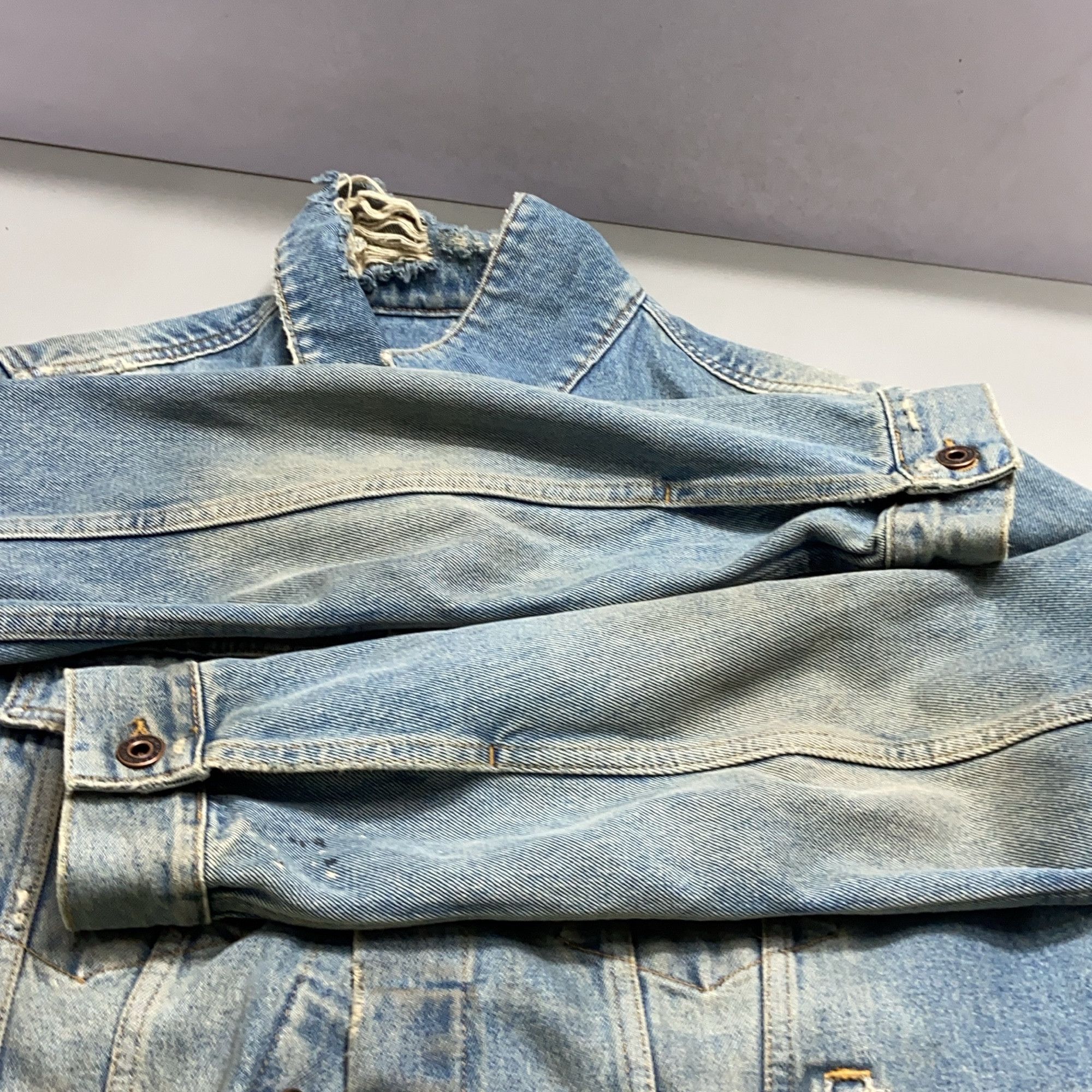 Off-White Off-White Gradient Arrow Denim Jacket Size M Size US M / EU 48-50 / 2 - 10 Thumbnail