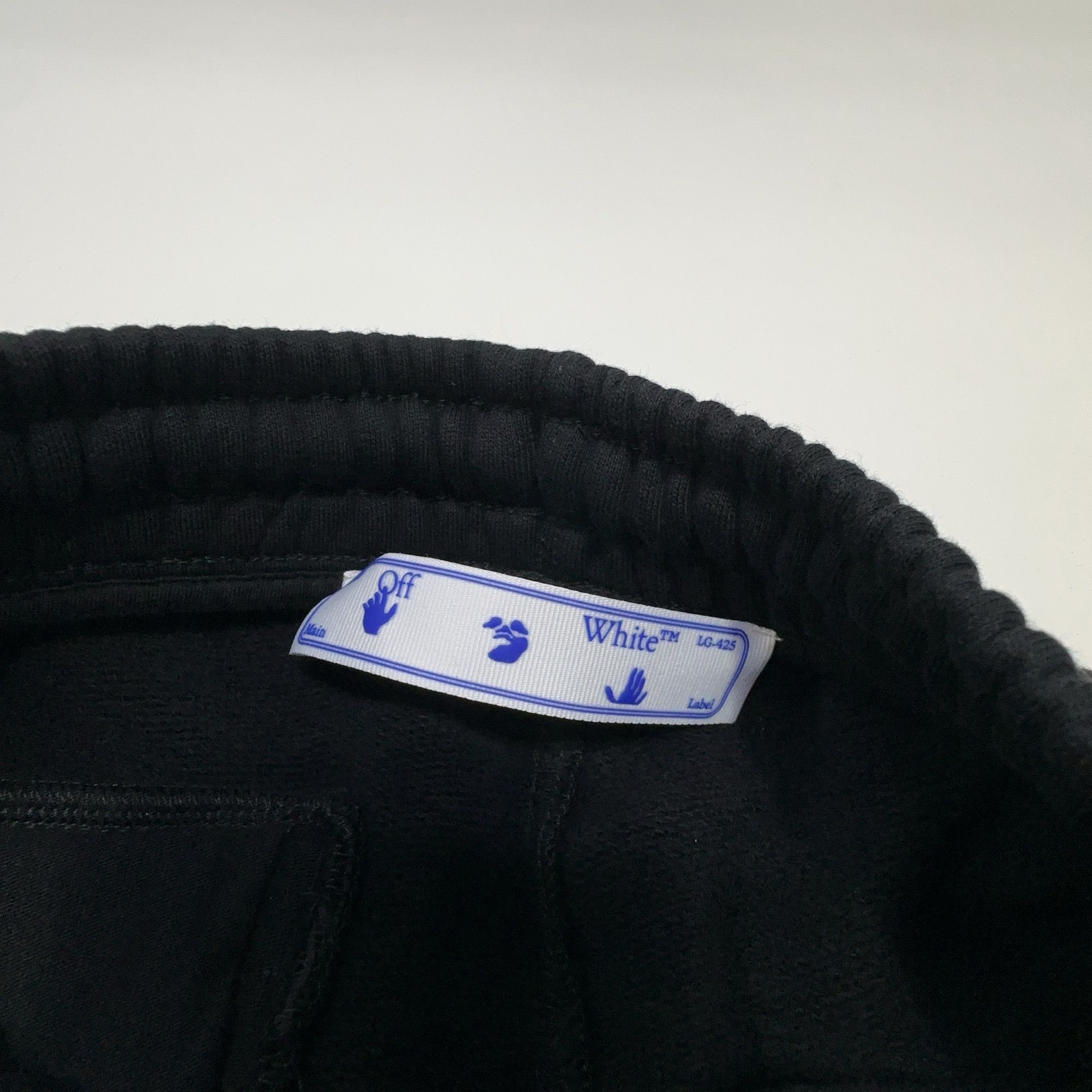 Off-White Off-White Allover Logo Sweatshorts Size S Size US 30 / EU 46 - 3 Thumbnail