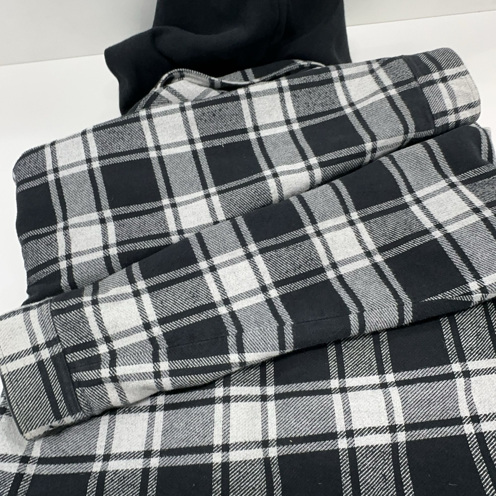 Off-White OFF-WHITE Plaid Hooded Flannel Jacket Size XS Size US XS / EU 42 / 0 - 11 Thumbnail