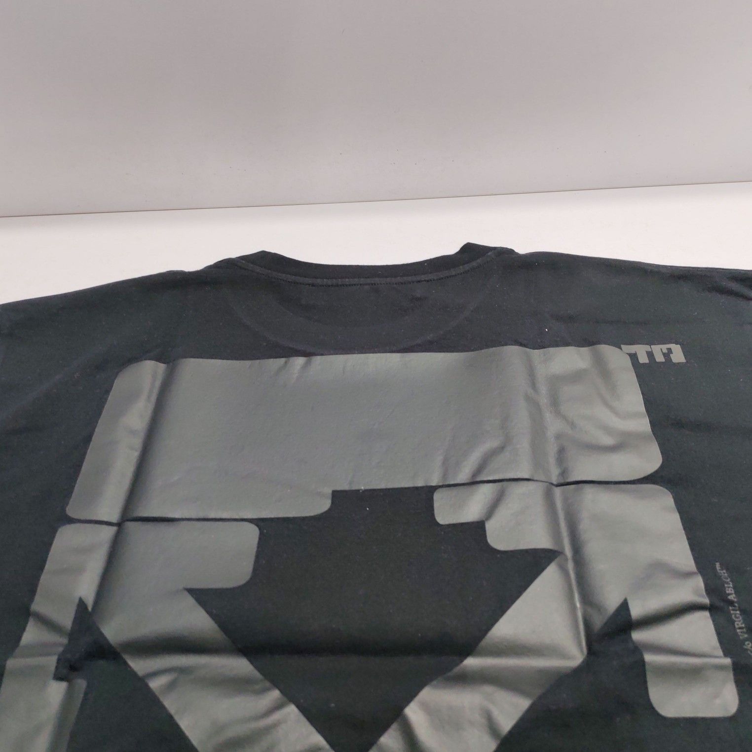 Off-White Off-White Logo T-Shirt Size S Size US S / EU 44-46 / 1 - 6 Thumbnail