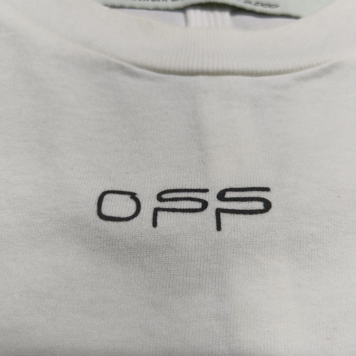 Off-White Off-White x Futura Atoms Graphic T-Shirt Size S Size US S / EU 44-46 / 1 - 5 Thumbnail