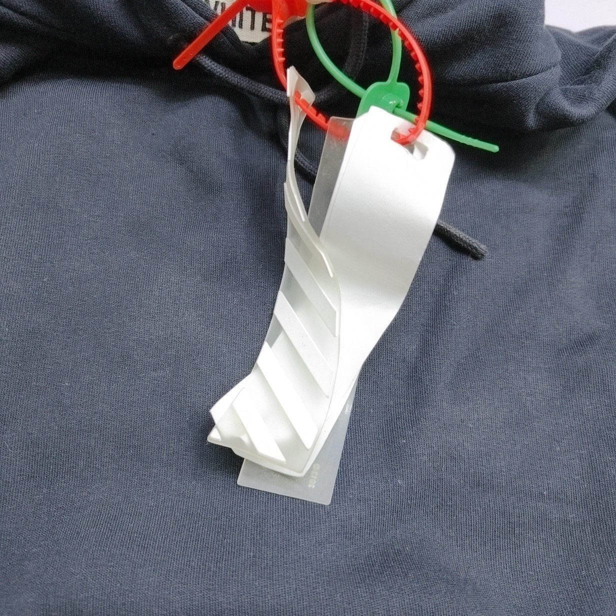 Off-White Off-White Arrow Back Graphic Hoodie Size XXS Size US XXS / EU 40 - 4 Thumbnail
