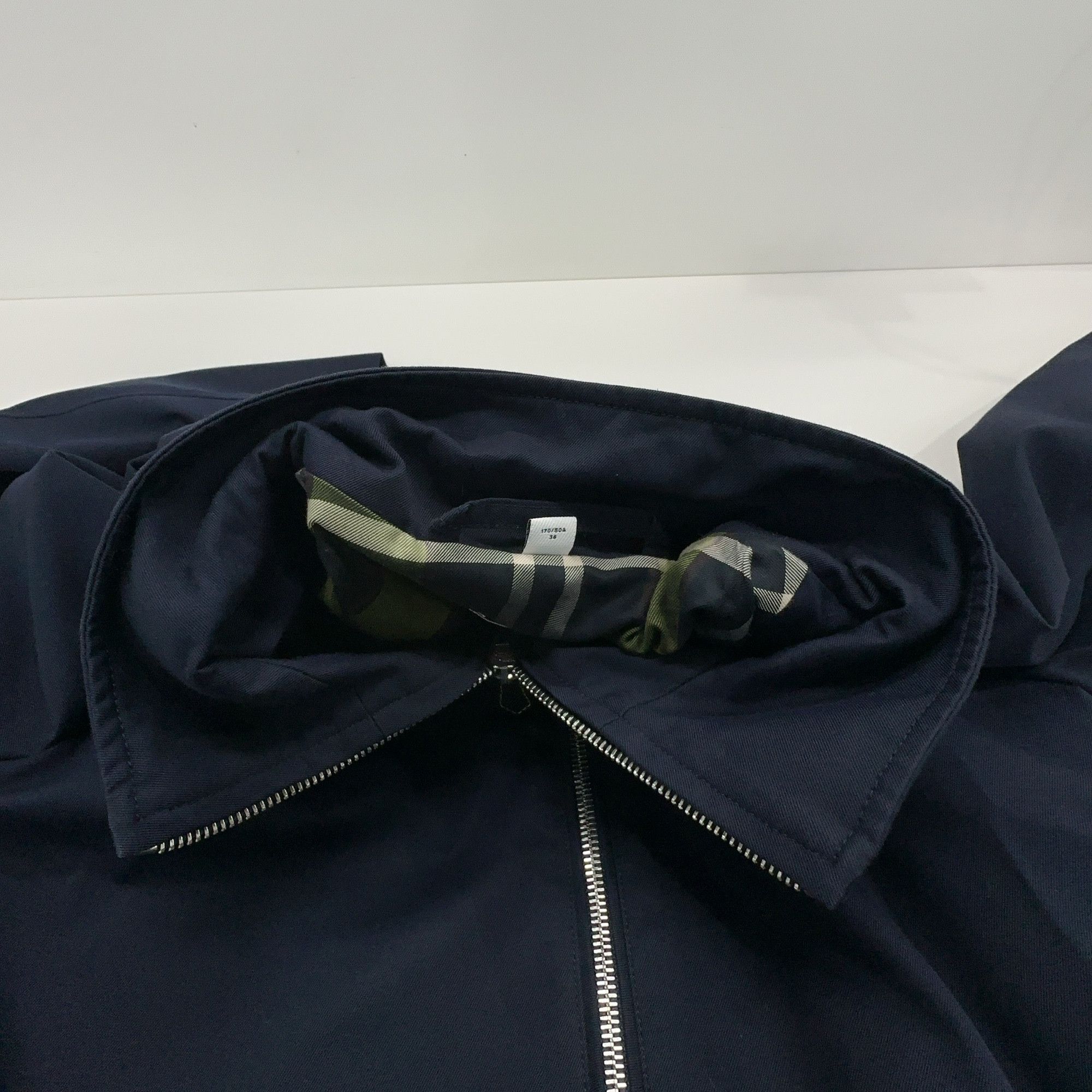 Burberry Burberry Check Lined Zip Jacket UK 6 Size XS / US 0-2 / IT 36-38 - 6 Thumbnail