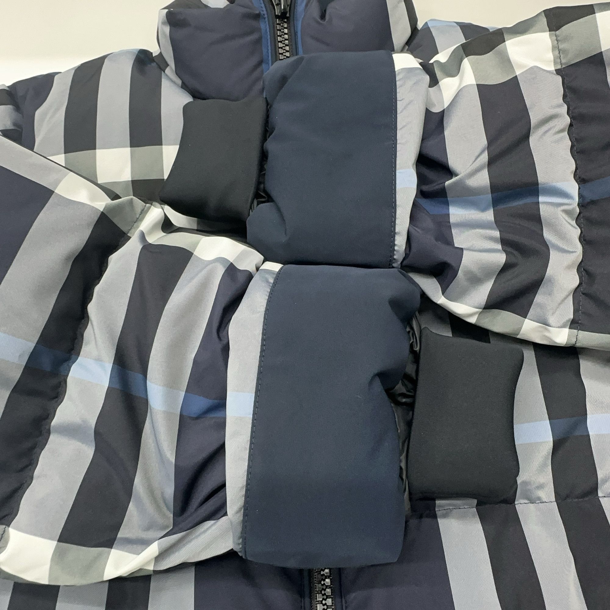 Burberry Burberry Check Puffer Jacket Size S Size S / US 4 / IT 40 - 8 Thumbnail