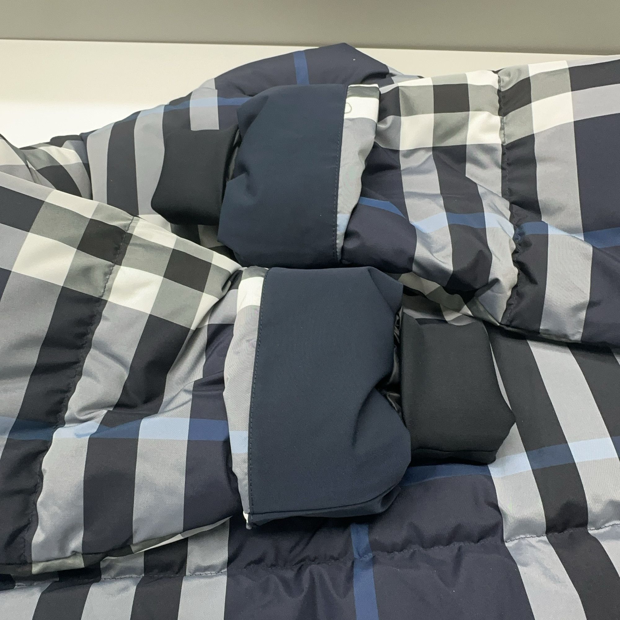 Burberry Burberry Check Puffer Jacket Size S Size S / US 4 / IT 40 - 9 Thumbnail