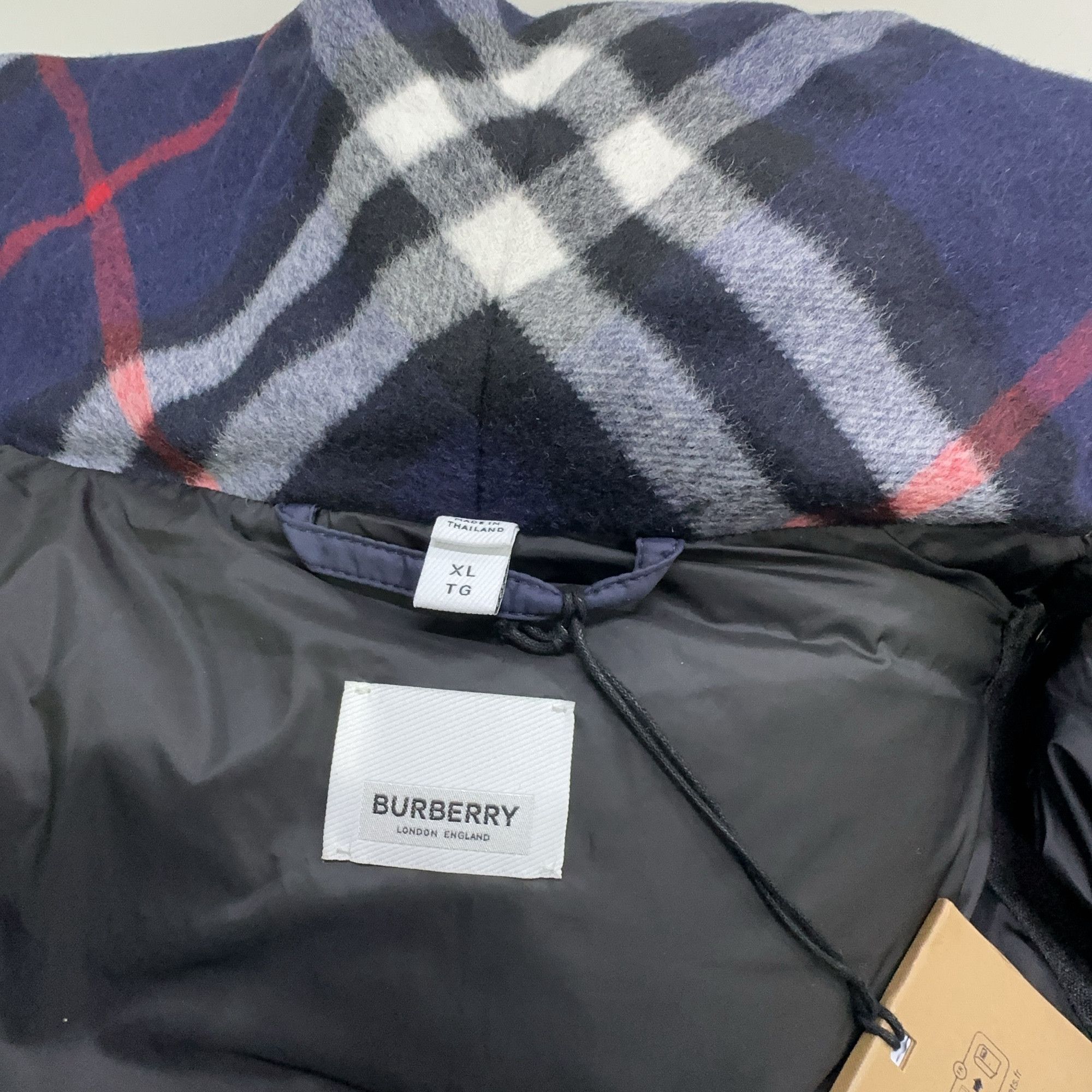 Burberry Burberry Navy Down Puffer Jacket Size XL Size US XL / EU 56 / 4 - 3 Thumbnail