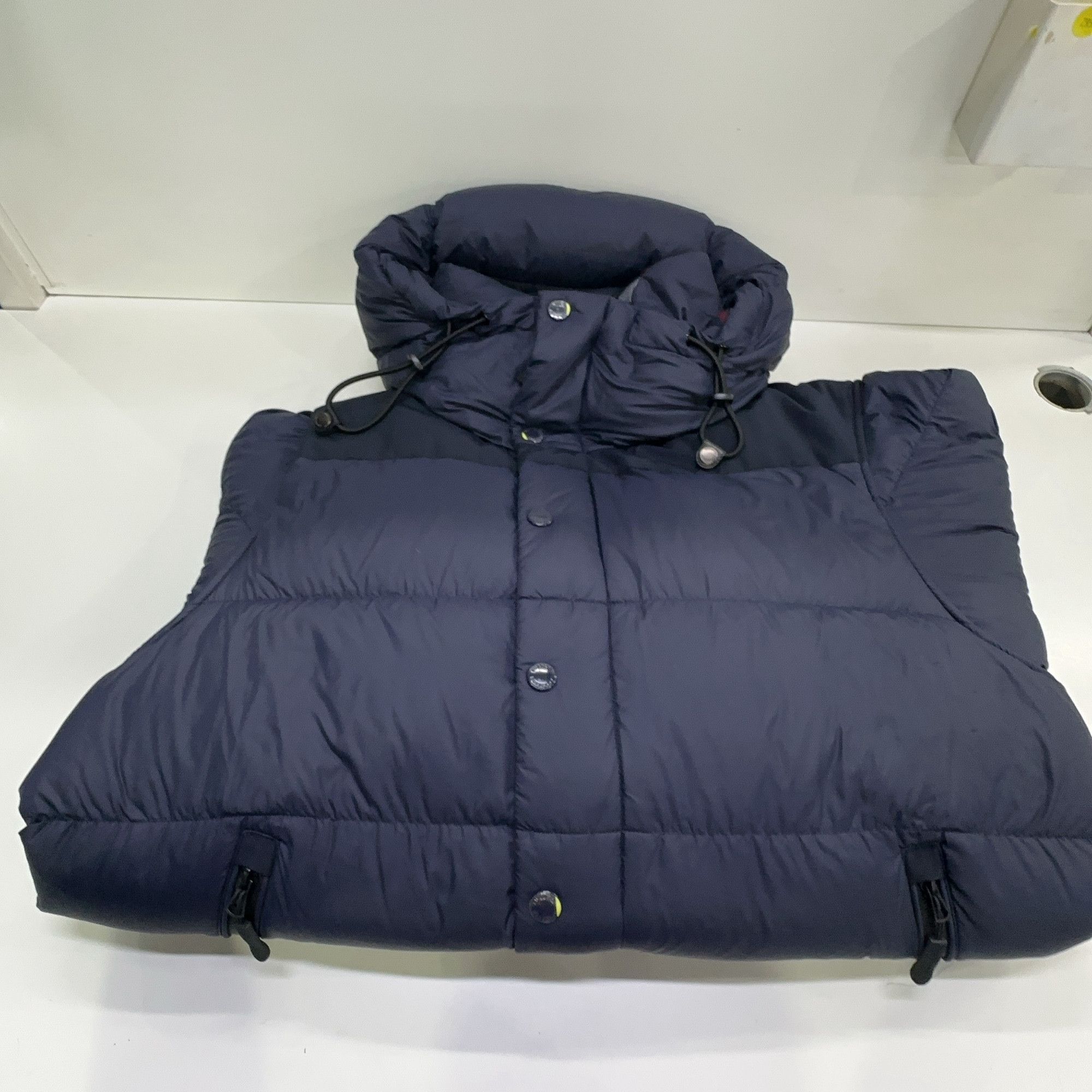 Burberry Burberry Navy Down Puffer Jacket Size XL Size US XL / EU 56 / 4 - 8 Thumbnail