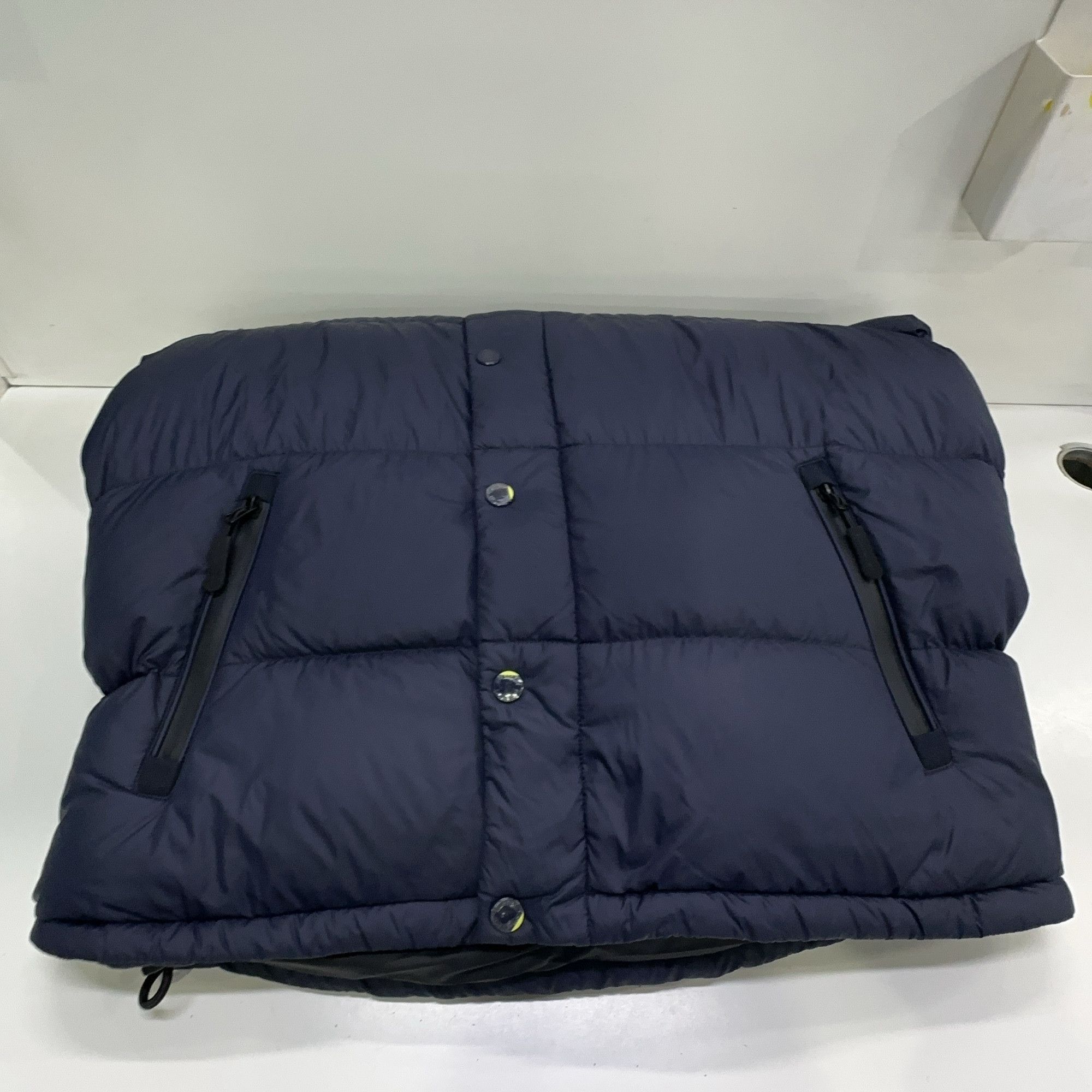 Burberry Burberry Navy Down Puffer Jacket Size XL Size US XL / EU 56 / 4 - 9 Thumbnail