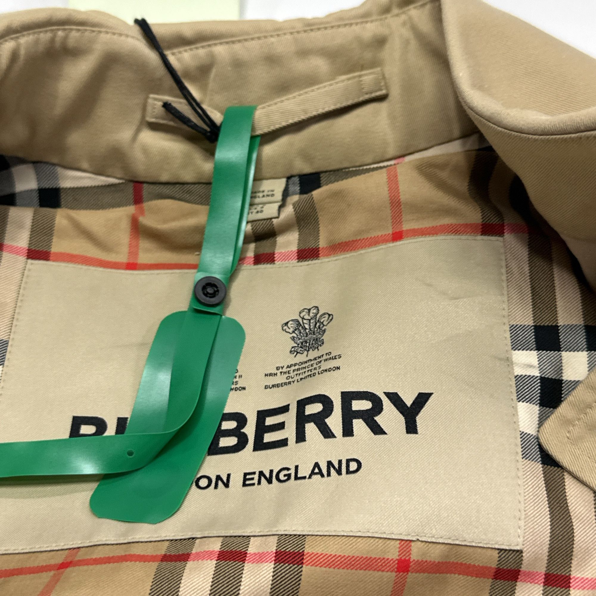Burberry Burberry Kensington Trench Coat Size UK 8 Size S / US 4 / IT 40 - 6 Thumbnail