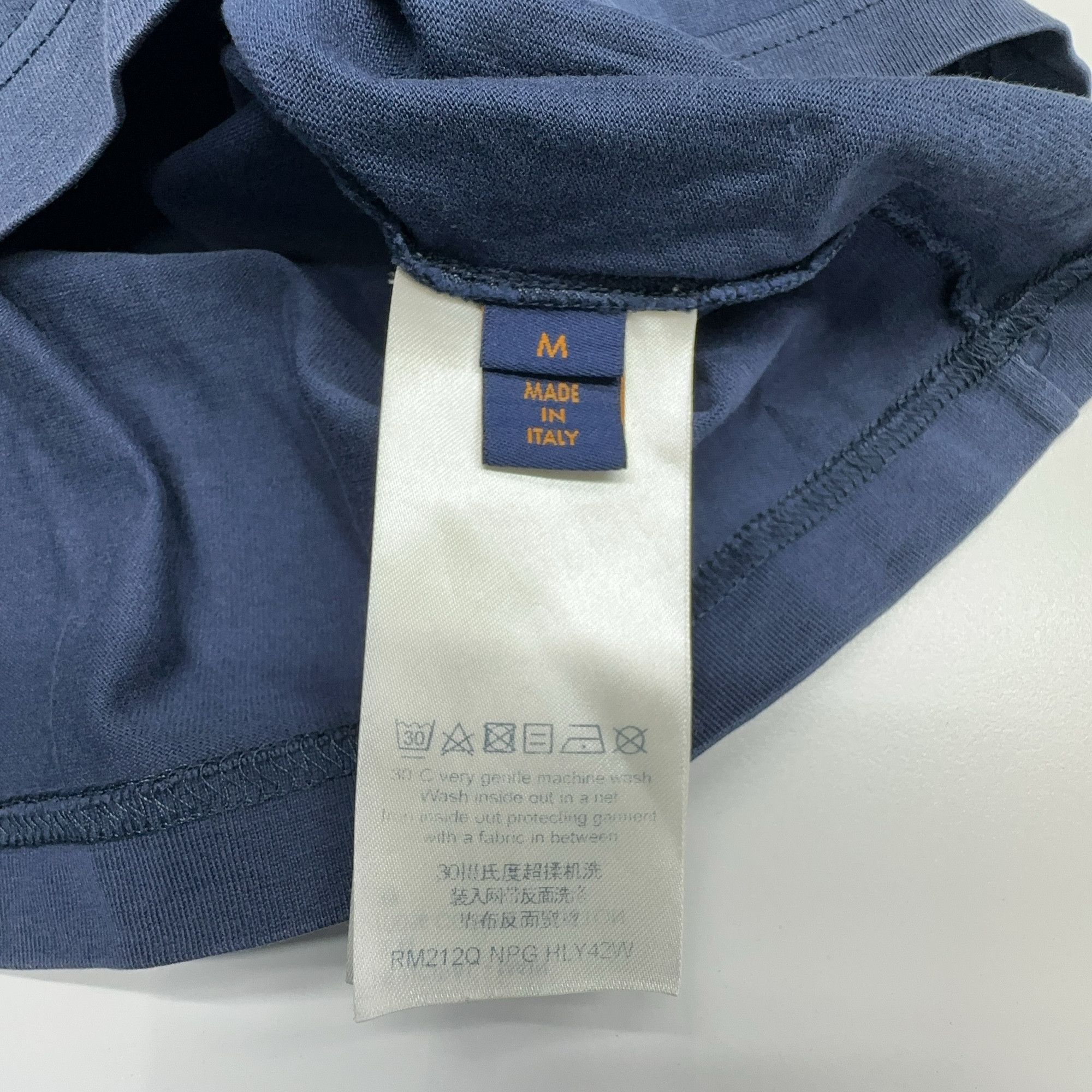 Louis Vuitton Louis Vuitton Dot Logo T-Shirt Size M Size US M / EU 48-50 / 2 - 3 Thumbnail