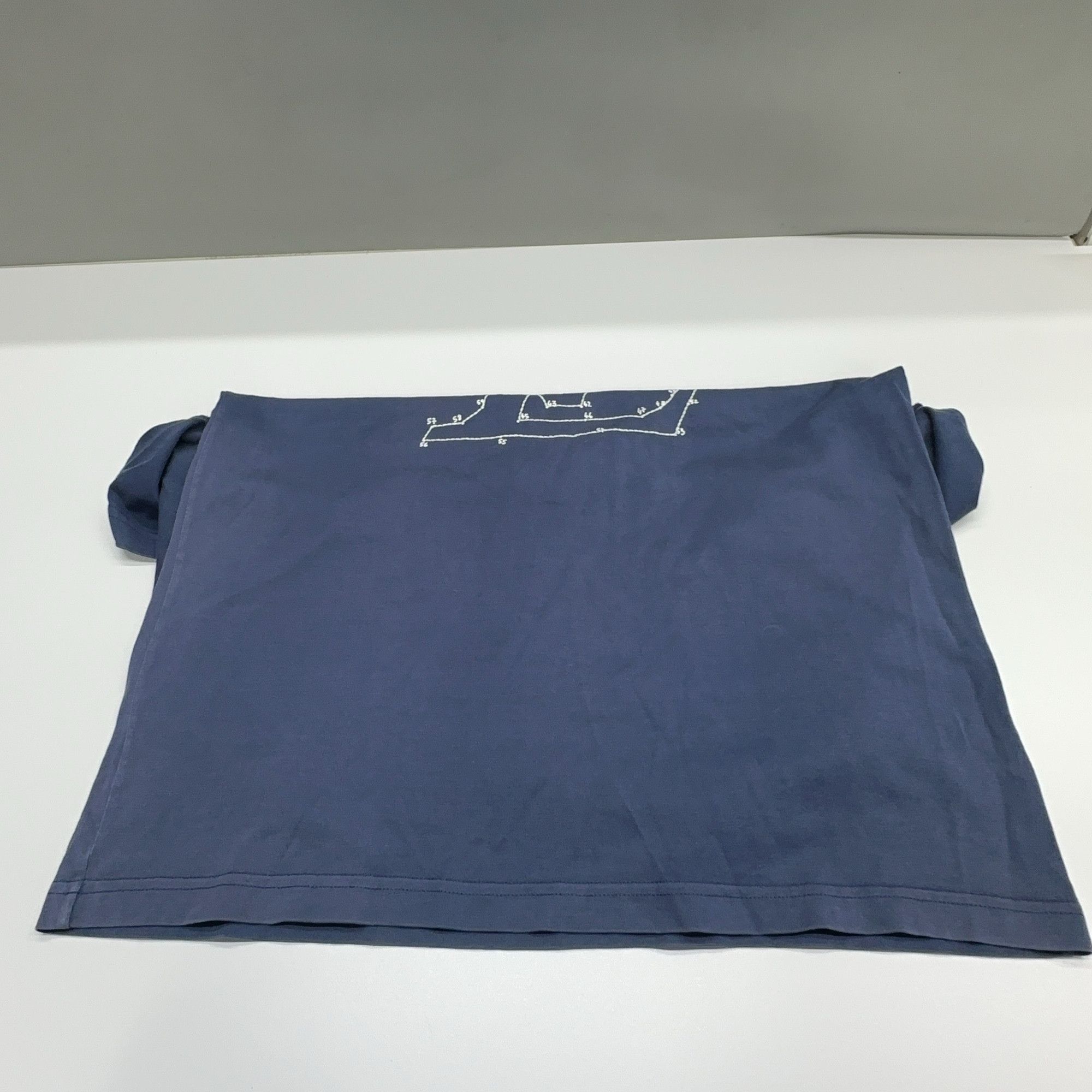 Louis Vuitton Louis Vuitton Dot Logo T-Shirt Size M Size US M / EU 48-50 / 2 - 9 Thumbnail
