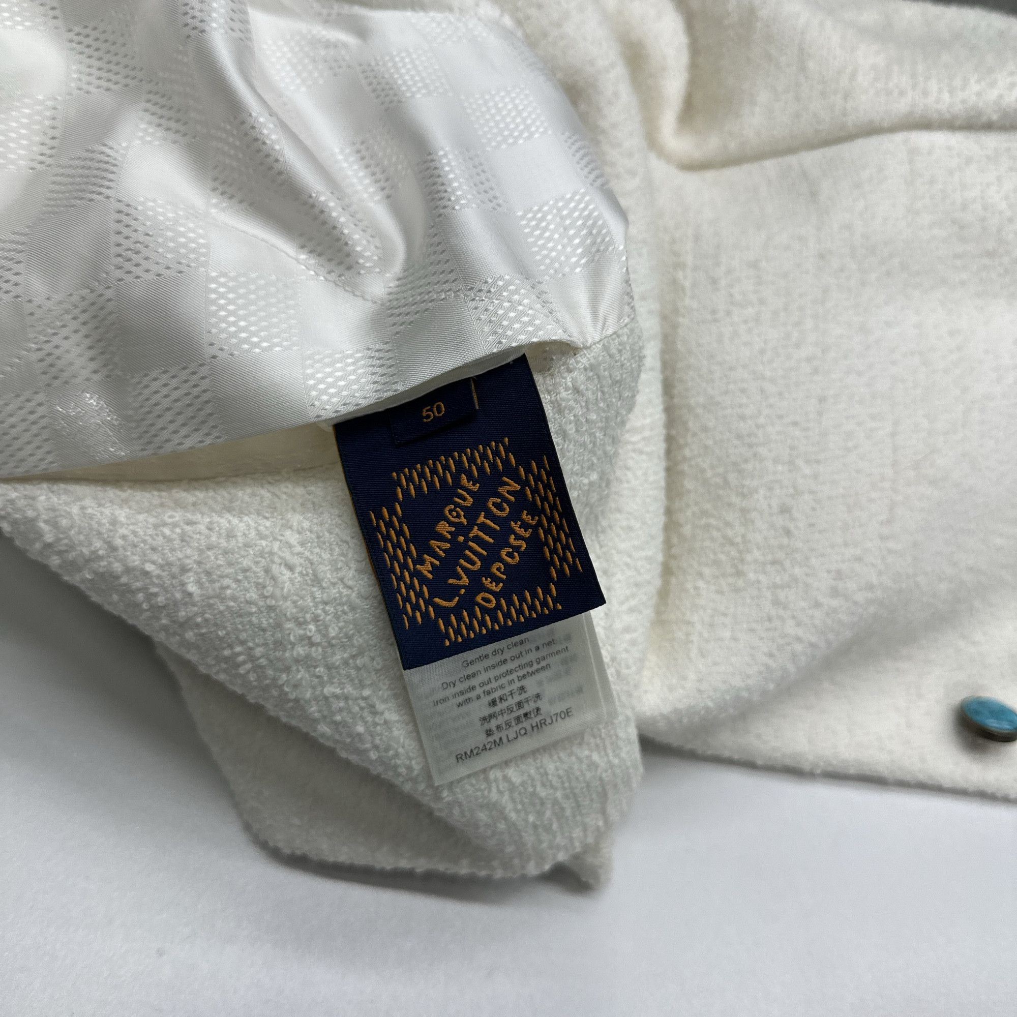 Louis Vuitton Louis Vuitton White Tweed Jacket Size M Size US M / EU 48-50 / 2 - 4 Thumbnail