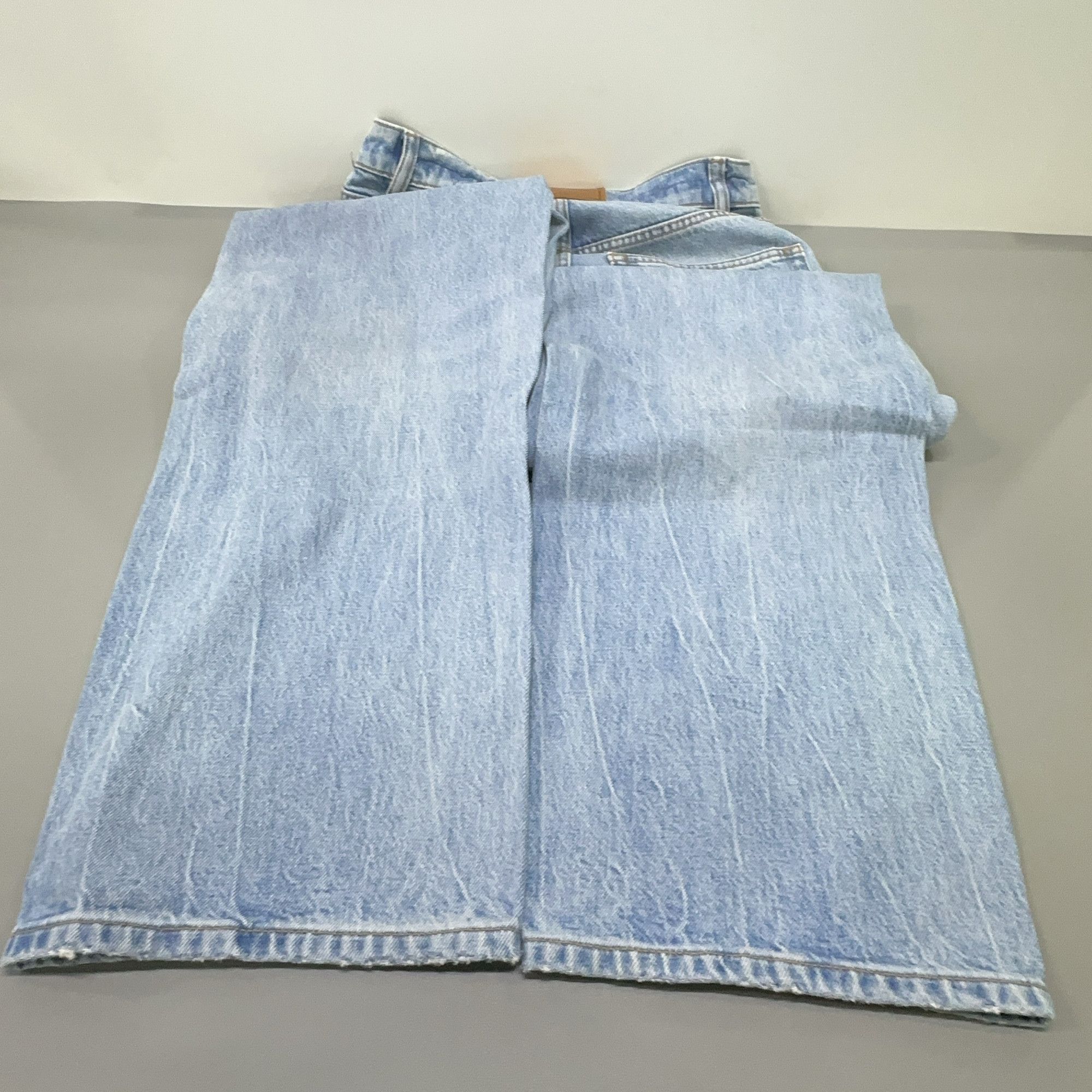 Alexander Wang Alexander Wang Light Wash Jeans Size 25 Size 25" / US 0 / IT 36 - 11 Thumbnail