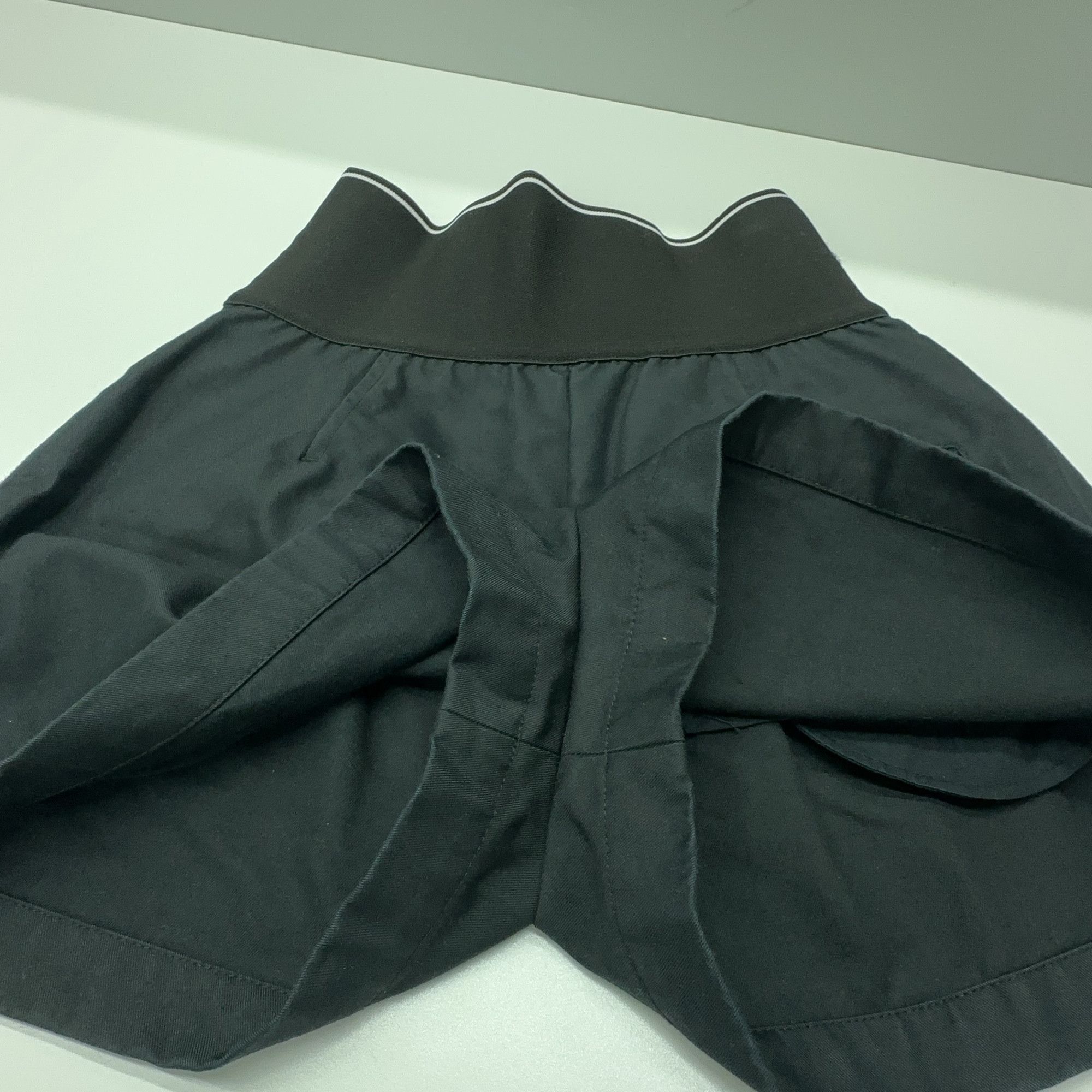Alexander Wang Alexander Wang Logo Waistband Shorts Size 0 Size 25" / US 0 / IT 36 - 9 Thumbnail