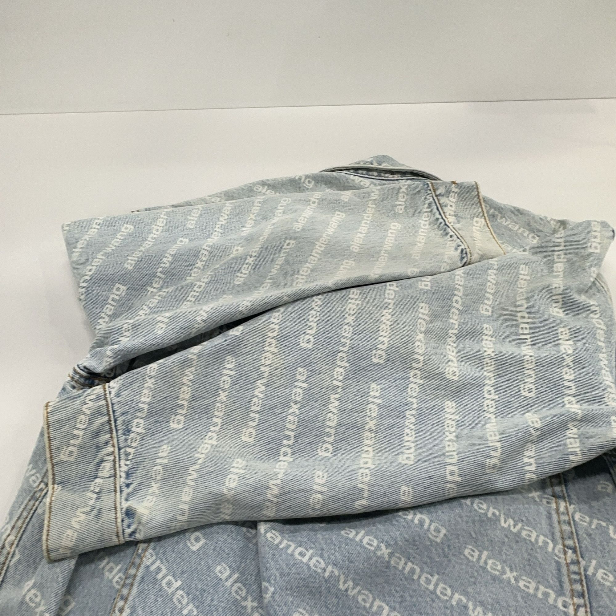 Alexander Wang Alexander Wang Logo Print Denim Jacket Size XS Size XS / US 0-2 / IT 36-38 - 10 Thumbnail