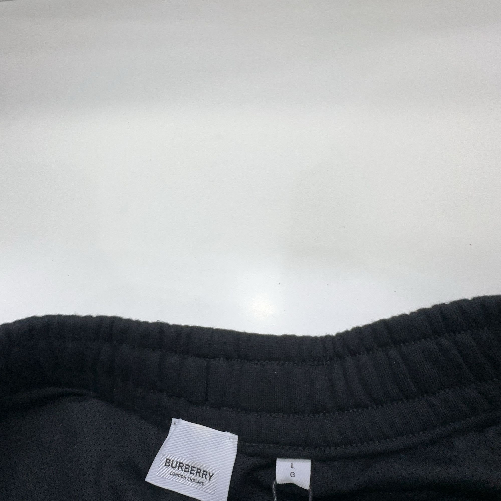 Burberry Burberry Logo Print Shorts Size L Size US 34 / EU 50 - 3 Thumbnail