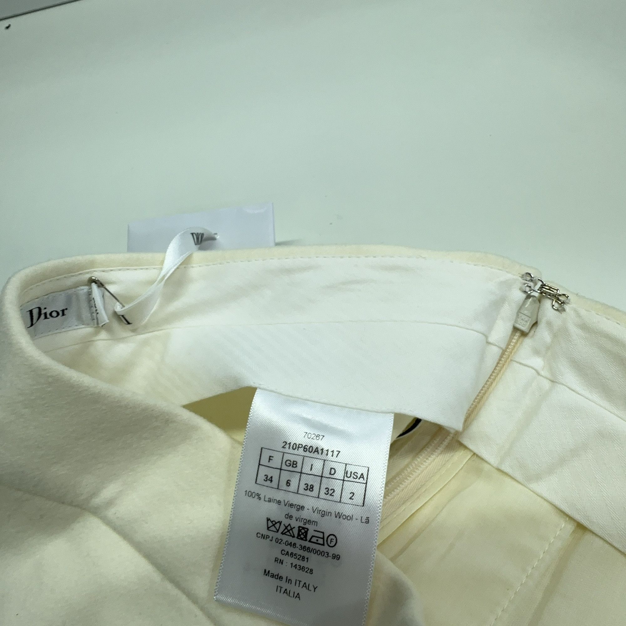 Dior Dior Virgin Wool Anchor Button Shorts Size FR 34 Size 25" / US 0 / IT 36 - 5 Thumbnail