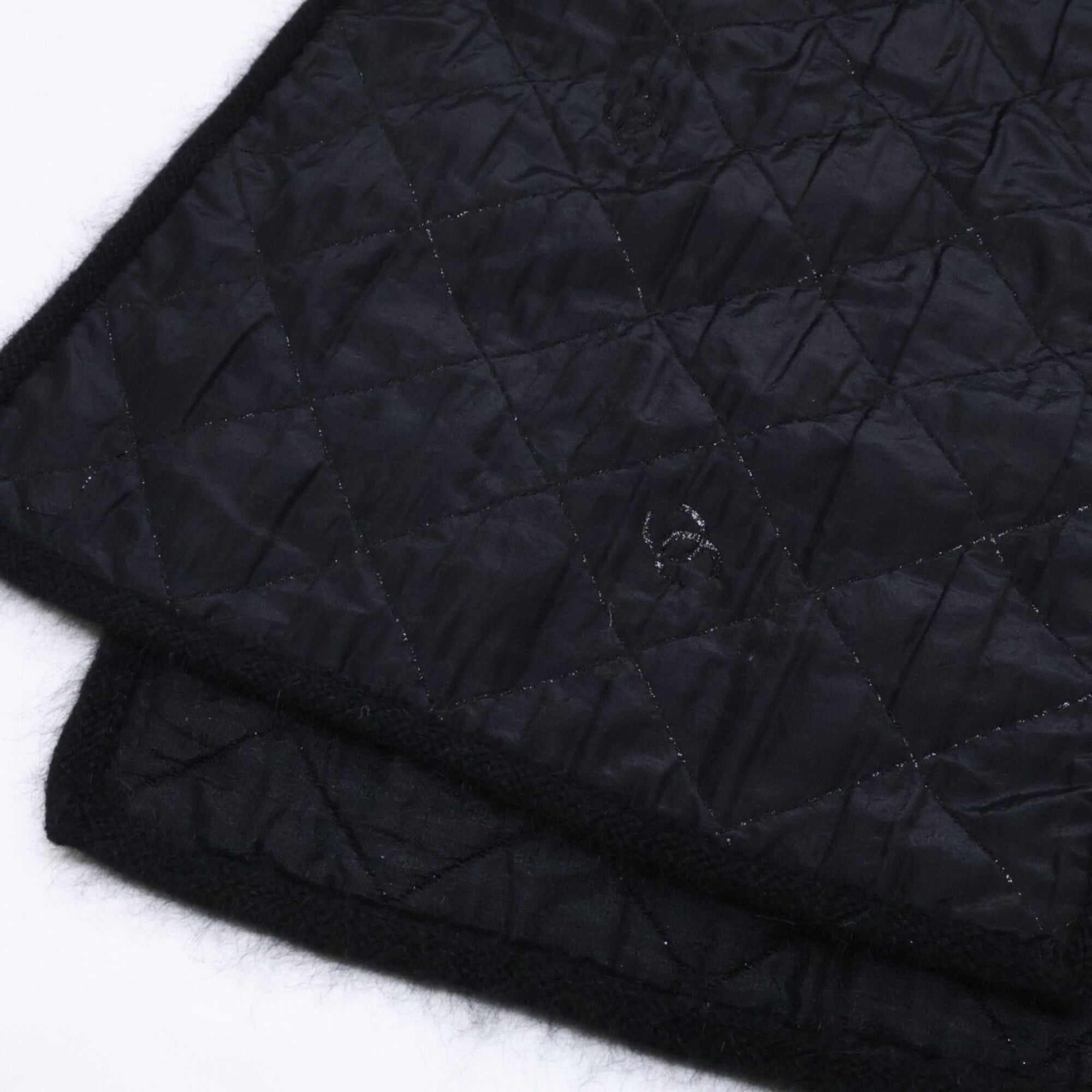 Chanel CHANEL H6284 Wool Silk Angora Glitter Coco Mark Embroidered Scarf Black Women's Size ONE SIZE - 4 Thumbnail