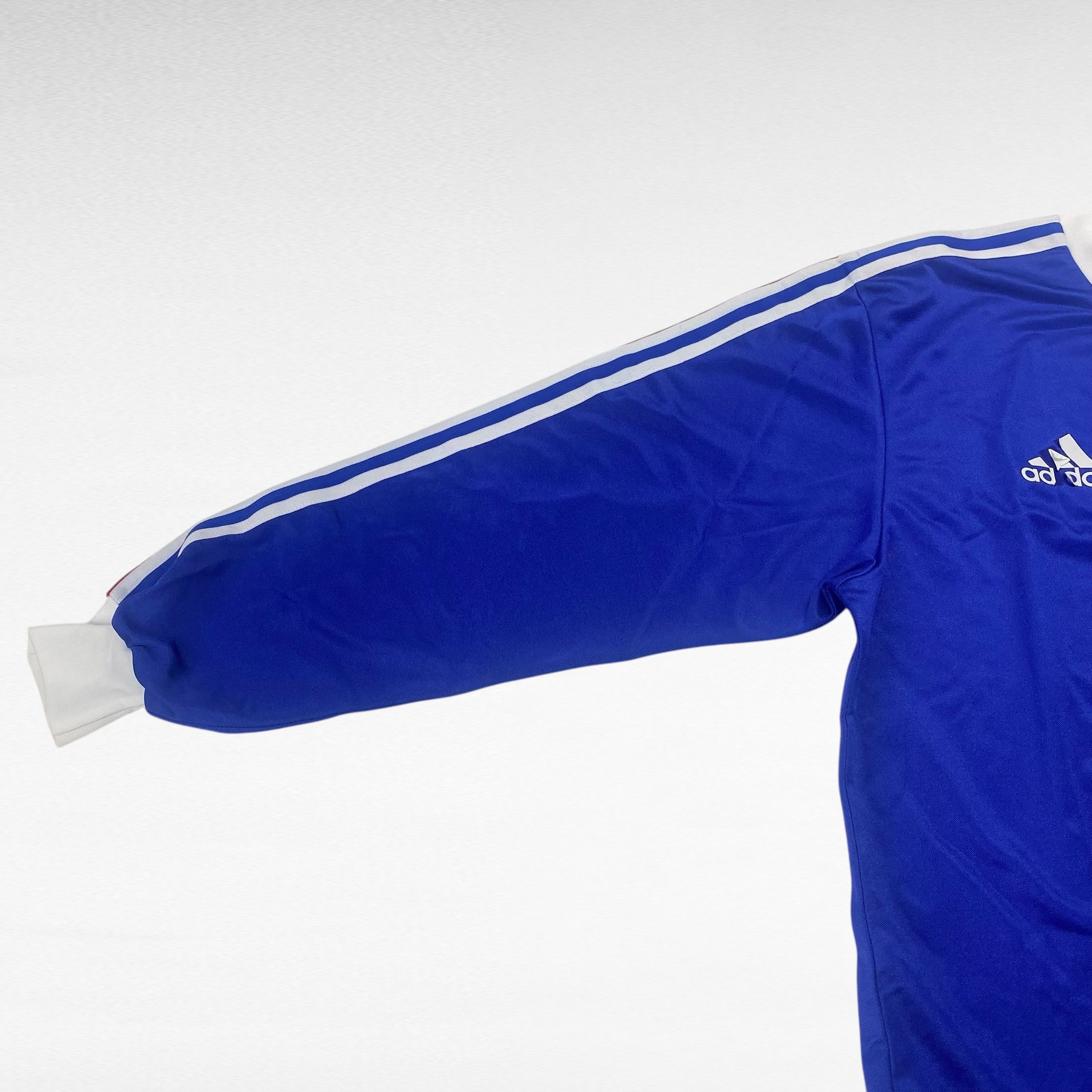 Adidas Adidas 00s Size M Size US M / EU 48-50 / 2 - 3 Thumbnail