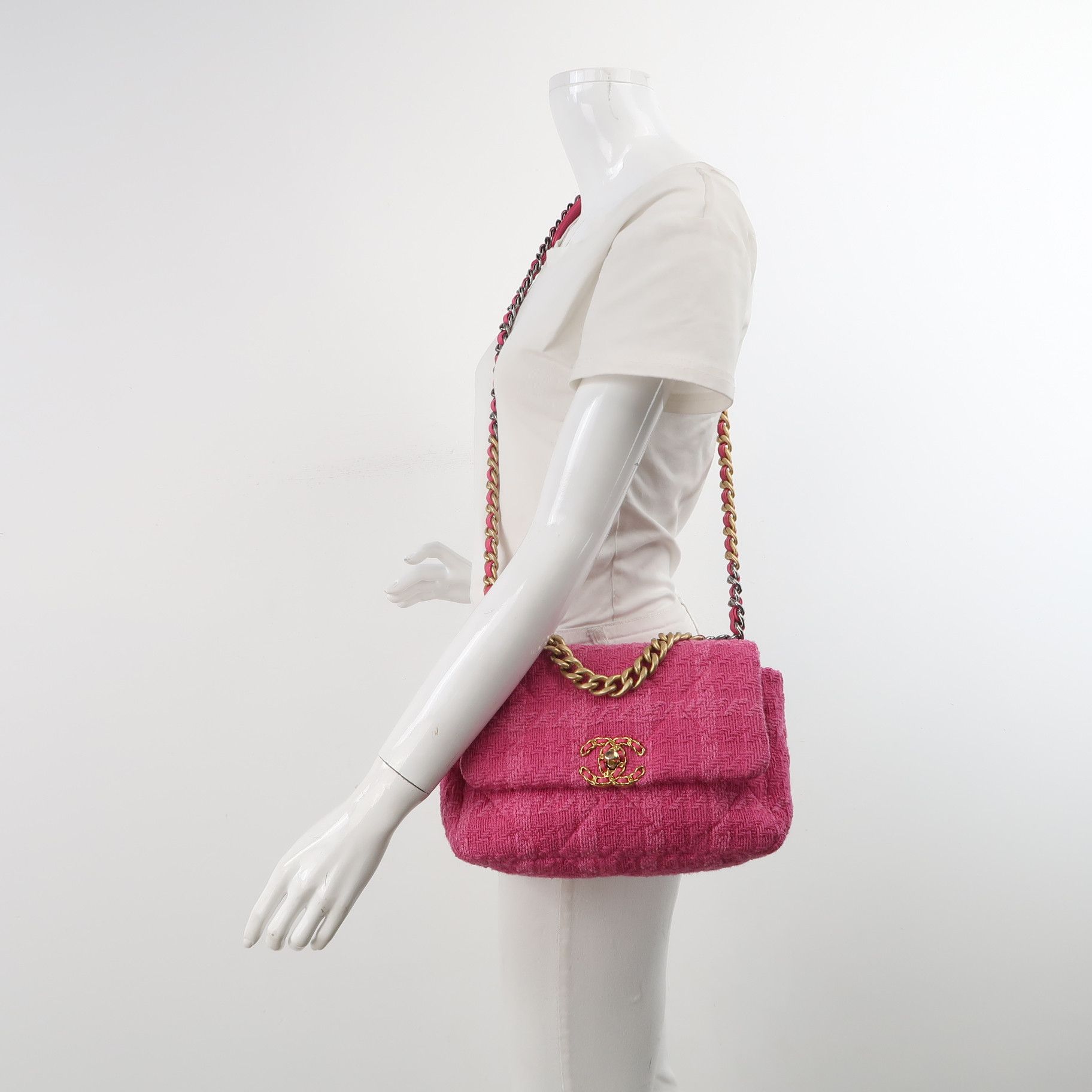 Chanel Chanel Women os Shoulder Bags Size ONE SIZE - 2 Thumbnail