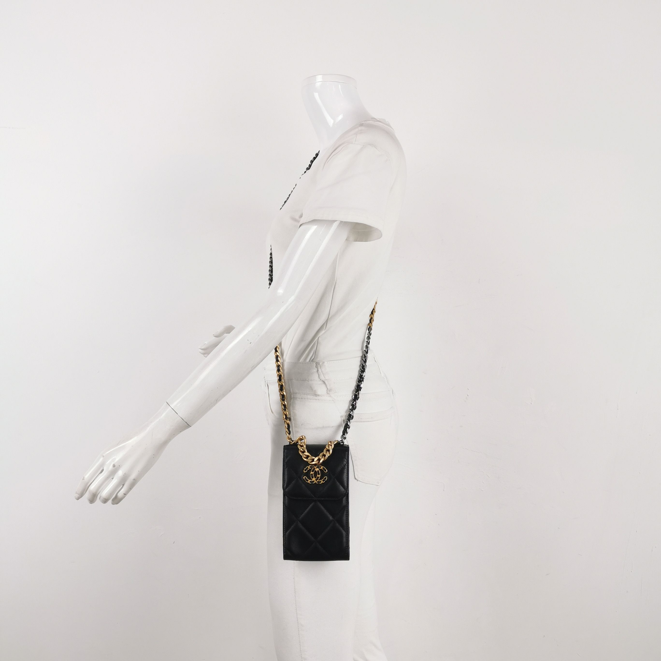 Chanel Chanel Women os Crossbody Bags Size ONE SIZE - 2 Thumbnail
