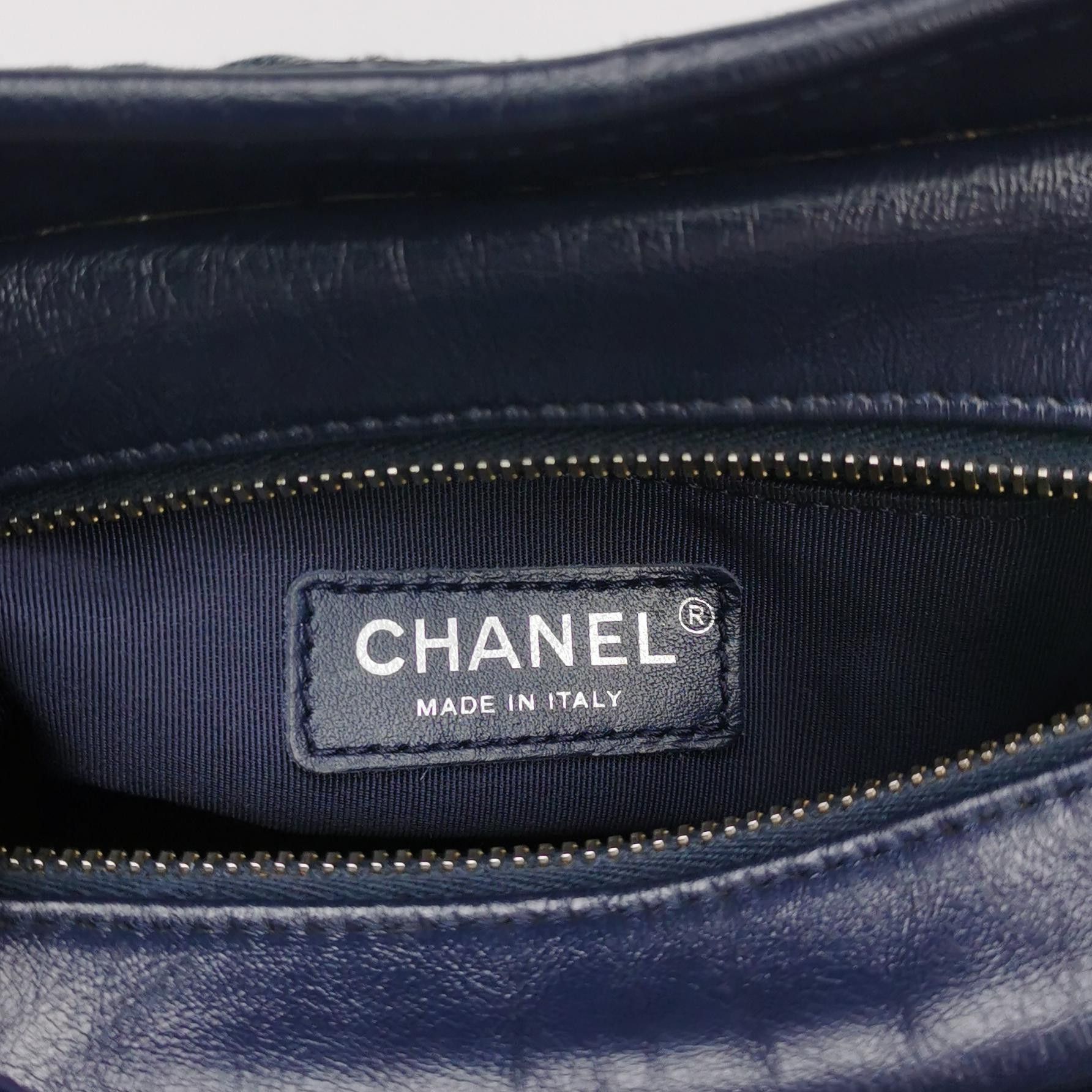 Chanel Chanel Women os Shoulder Bags Size ONE SIZE - 8 Thumbnail