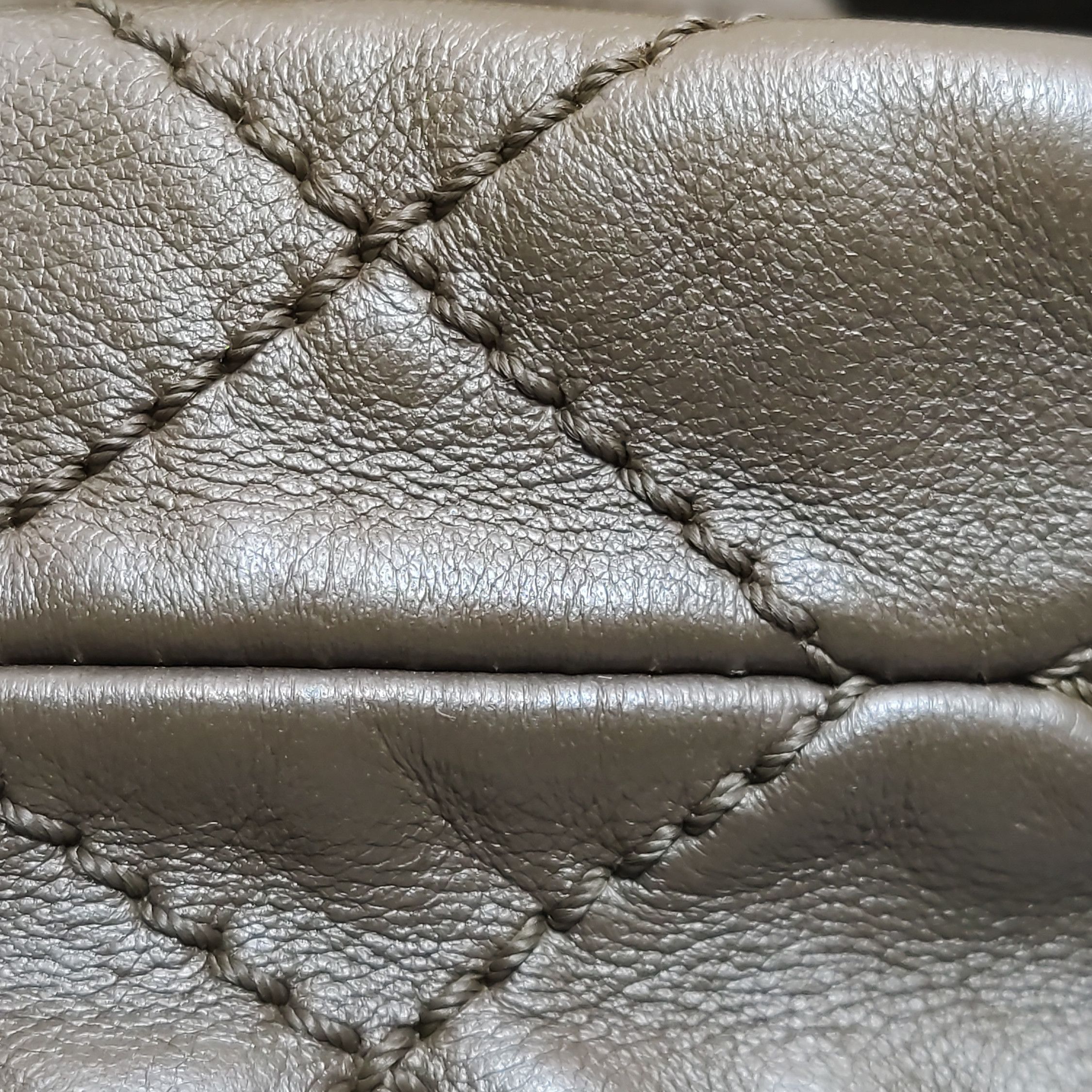 Chanel Chanel Women os Tote Bags Size ONE SIZE - 18 Thumbnail