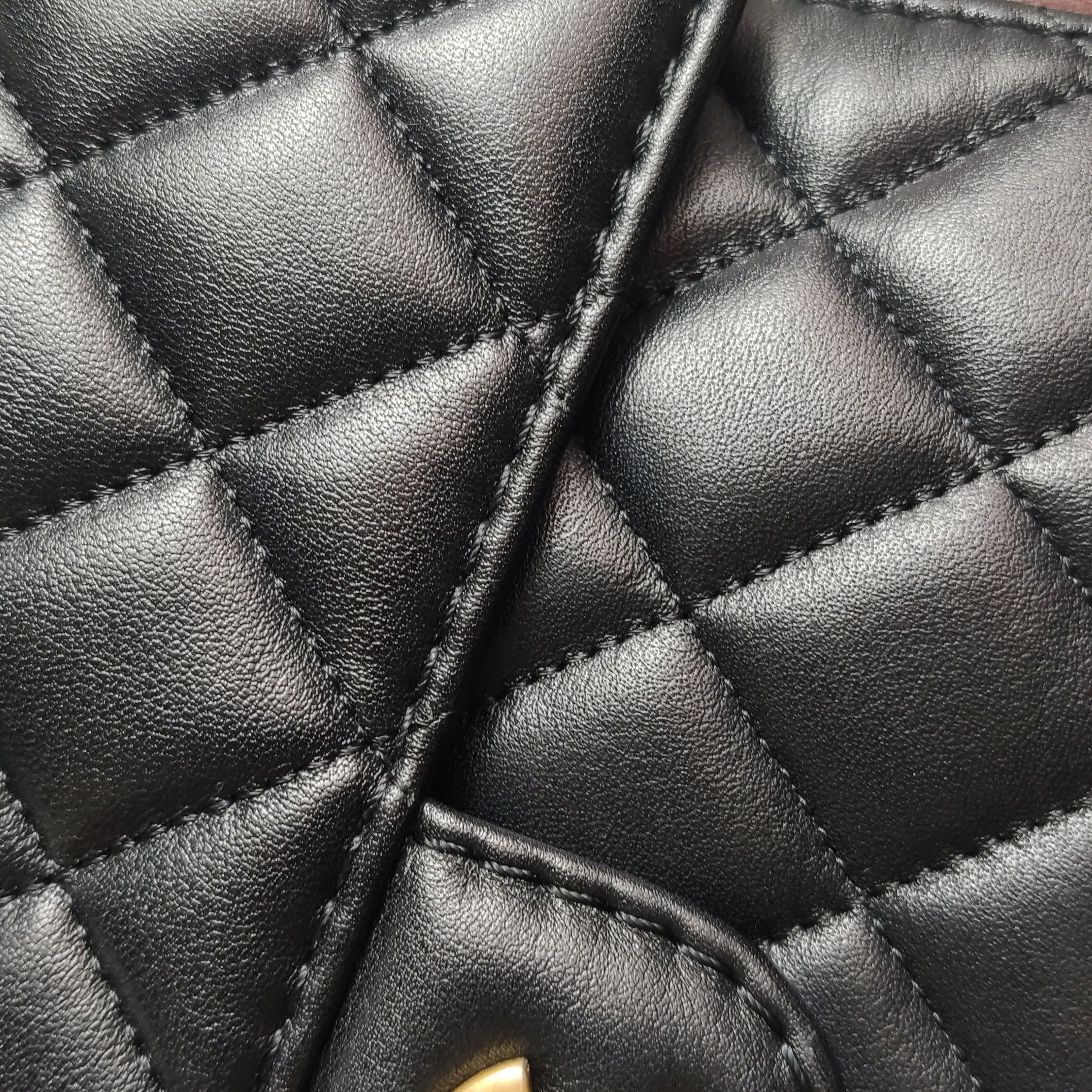 Chanel Chanel Women os Crossbody Bags Size ONE SIZE - 18 Thumbnail