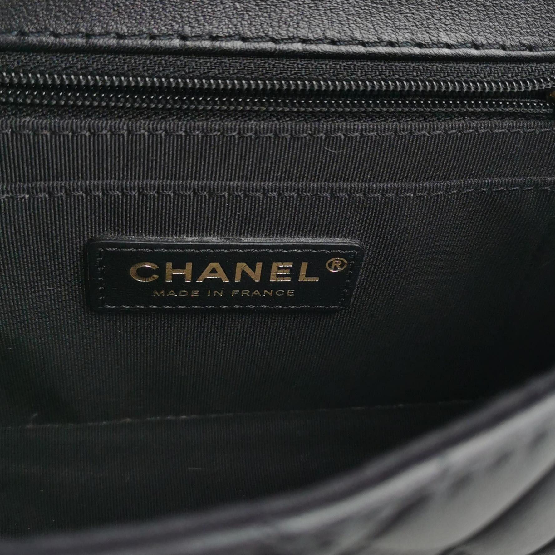 Chanel Chanel Women os Crossbody Bags Size ONE SIZE - 8 Thumbnail