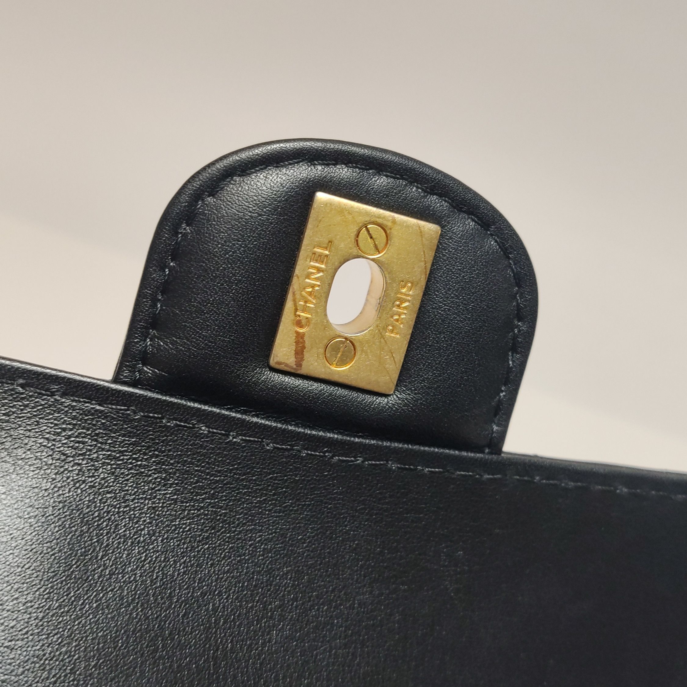 Chanel Chanel Women os Crossbody Bags Size ONE SIZE - 17 Thumbnail