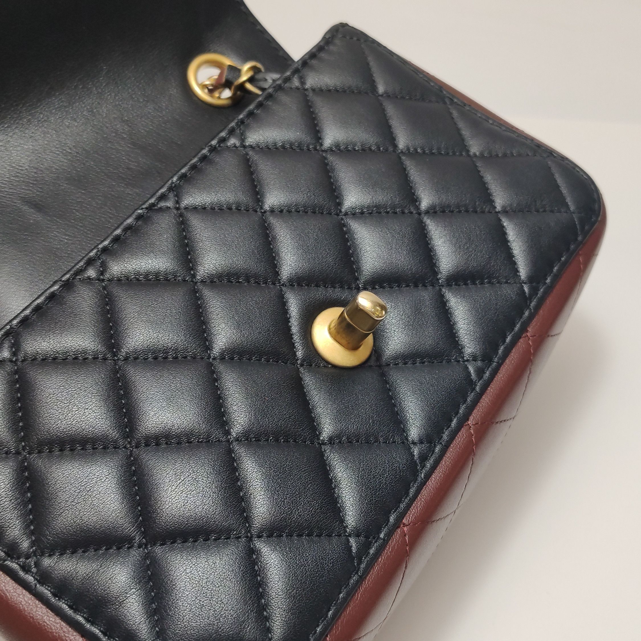 Chanel Chanel Women os Crossbody Bags Size ONE SIZE - 22 Thumbnail