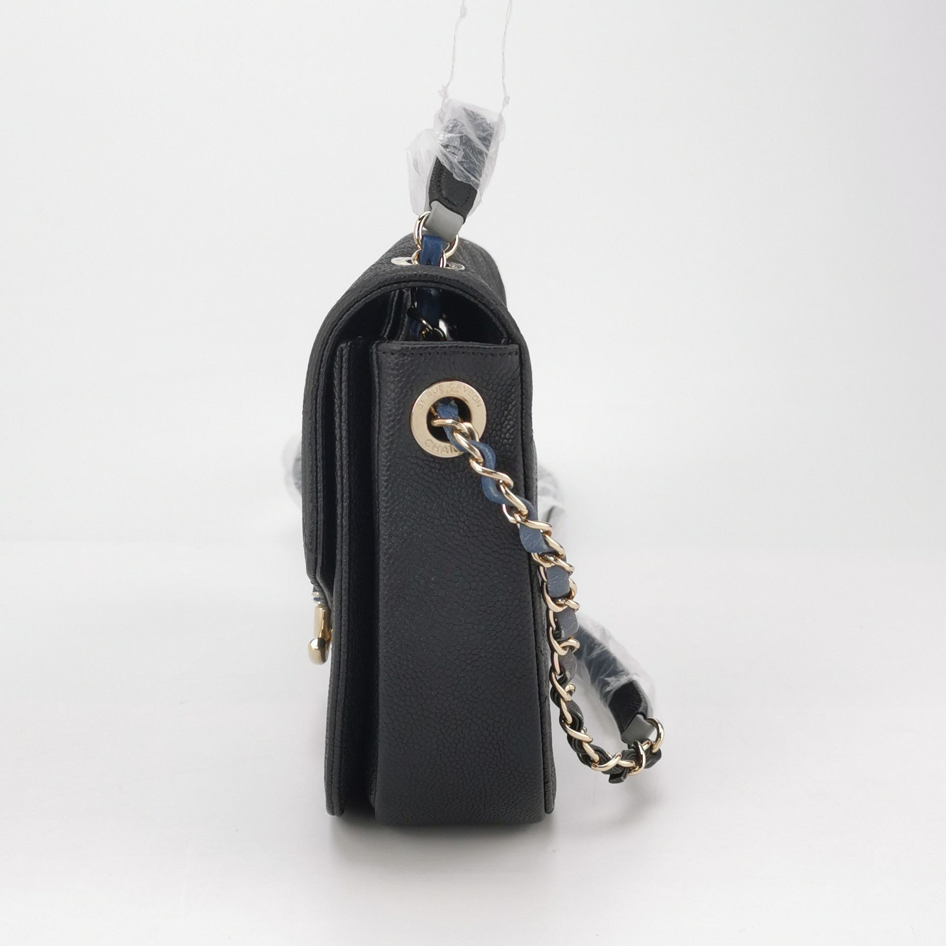 Chanel Chanel Women os Shoulder Bags Size ONE SIZE - 3 Thumbnail