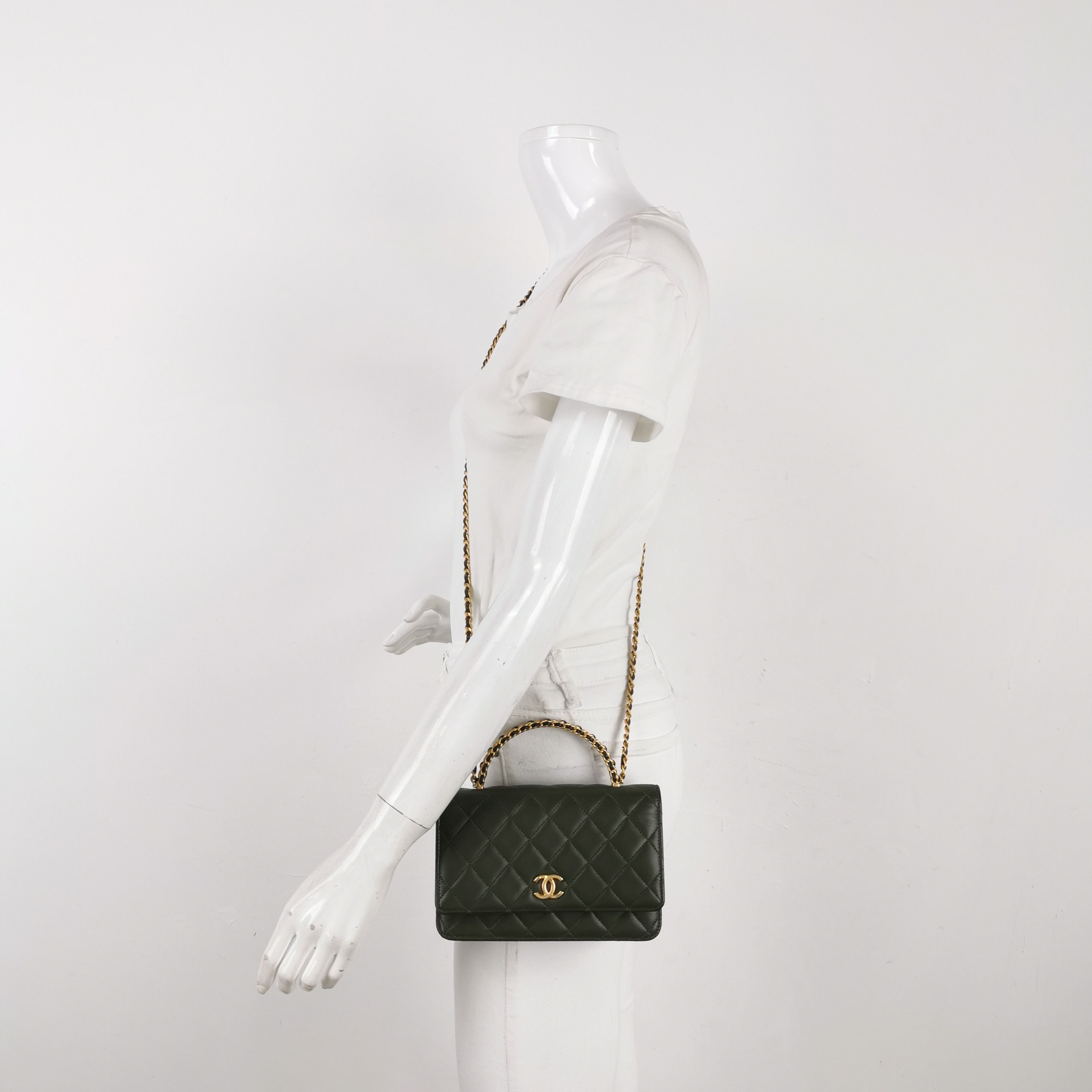 Chanel Chanel Women os Shoulder Bags Size ONE SIZE - 2 Thumbnail