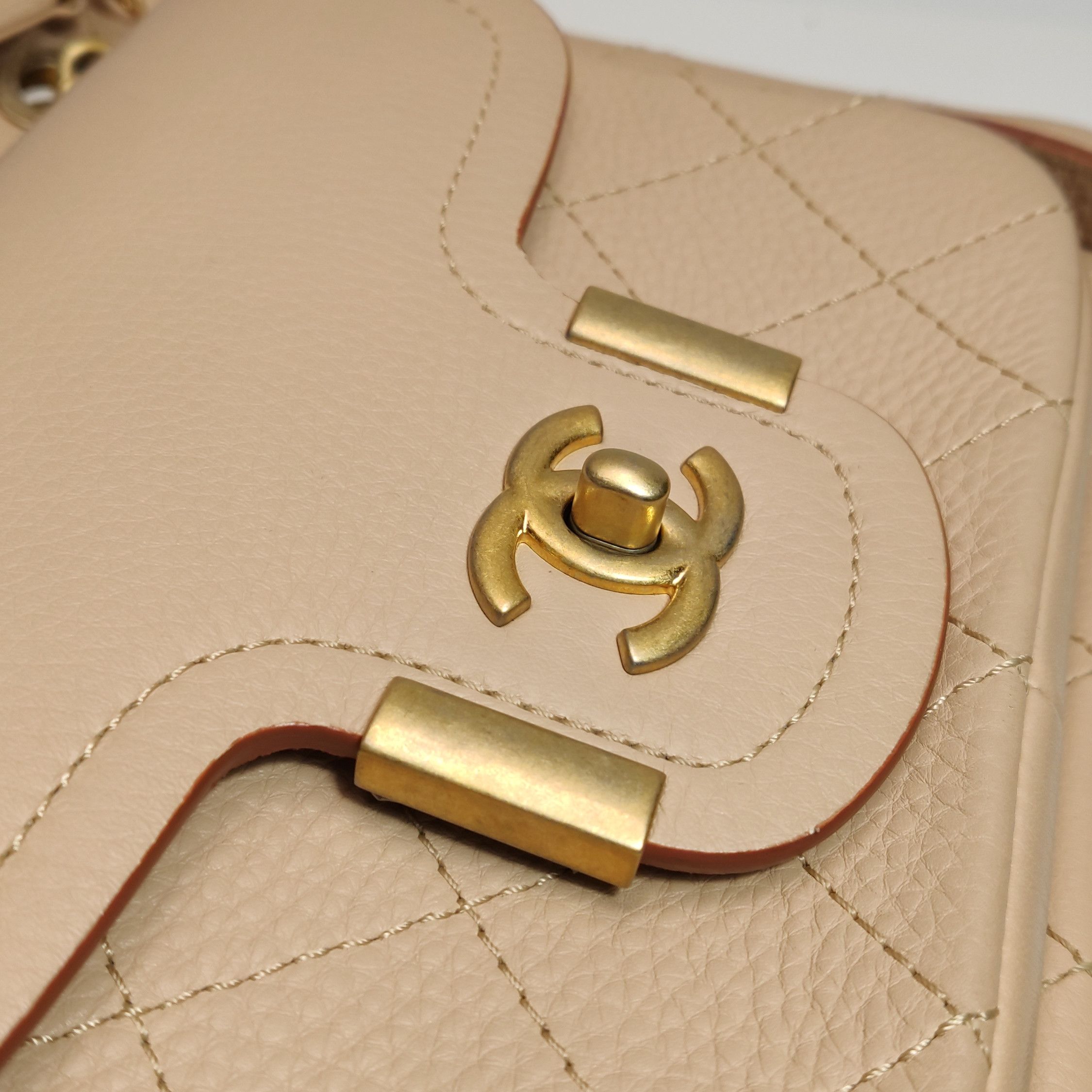 Chanel Chanel Women os Shoulder Bags Size ONE SIZE - 16 Thumbnail