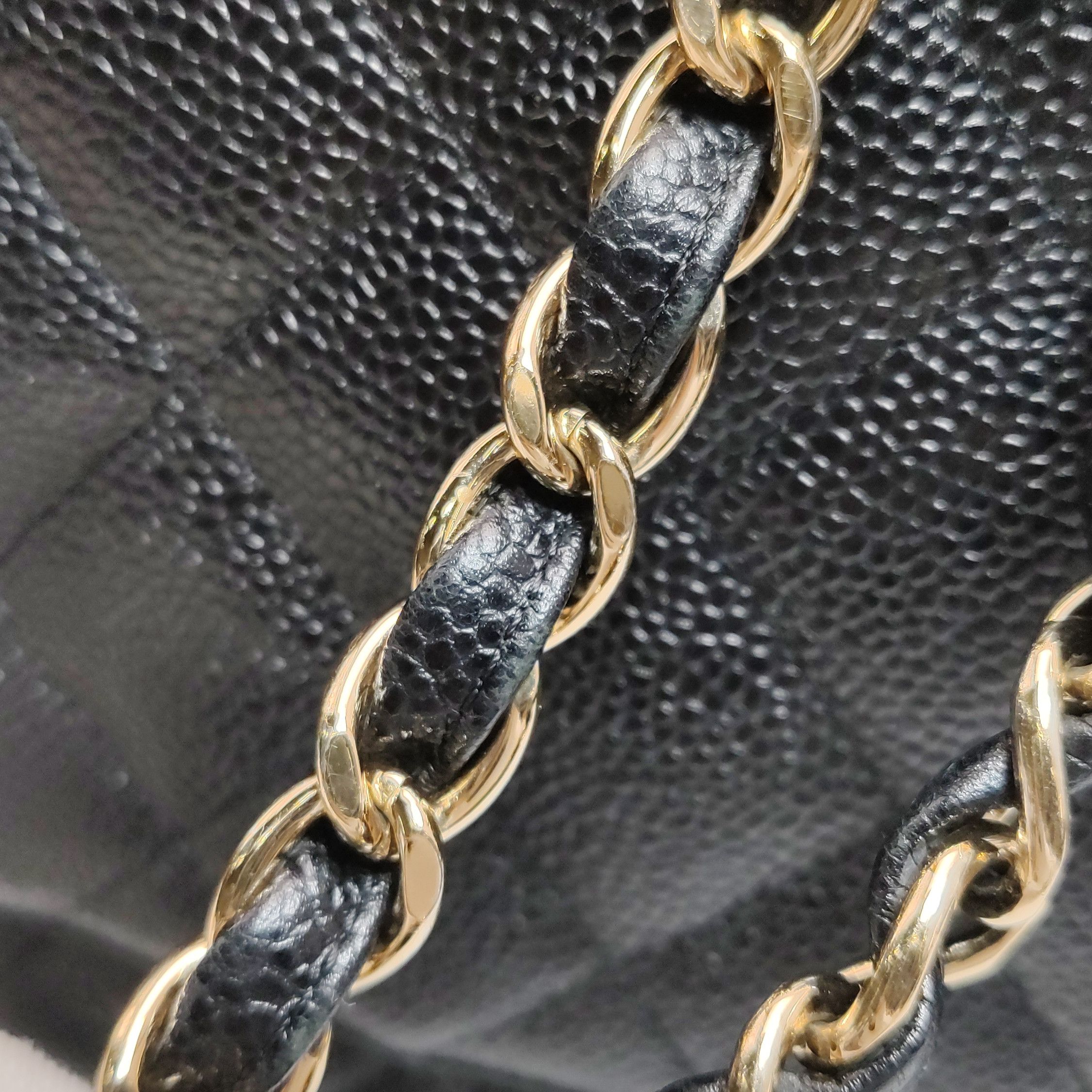 Chanel Chanel Women os Shoulder Bags Size ONE SIZE - 15 Thumbnail