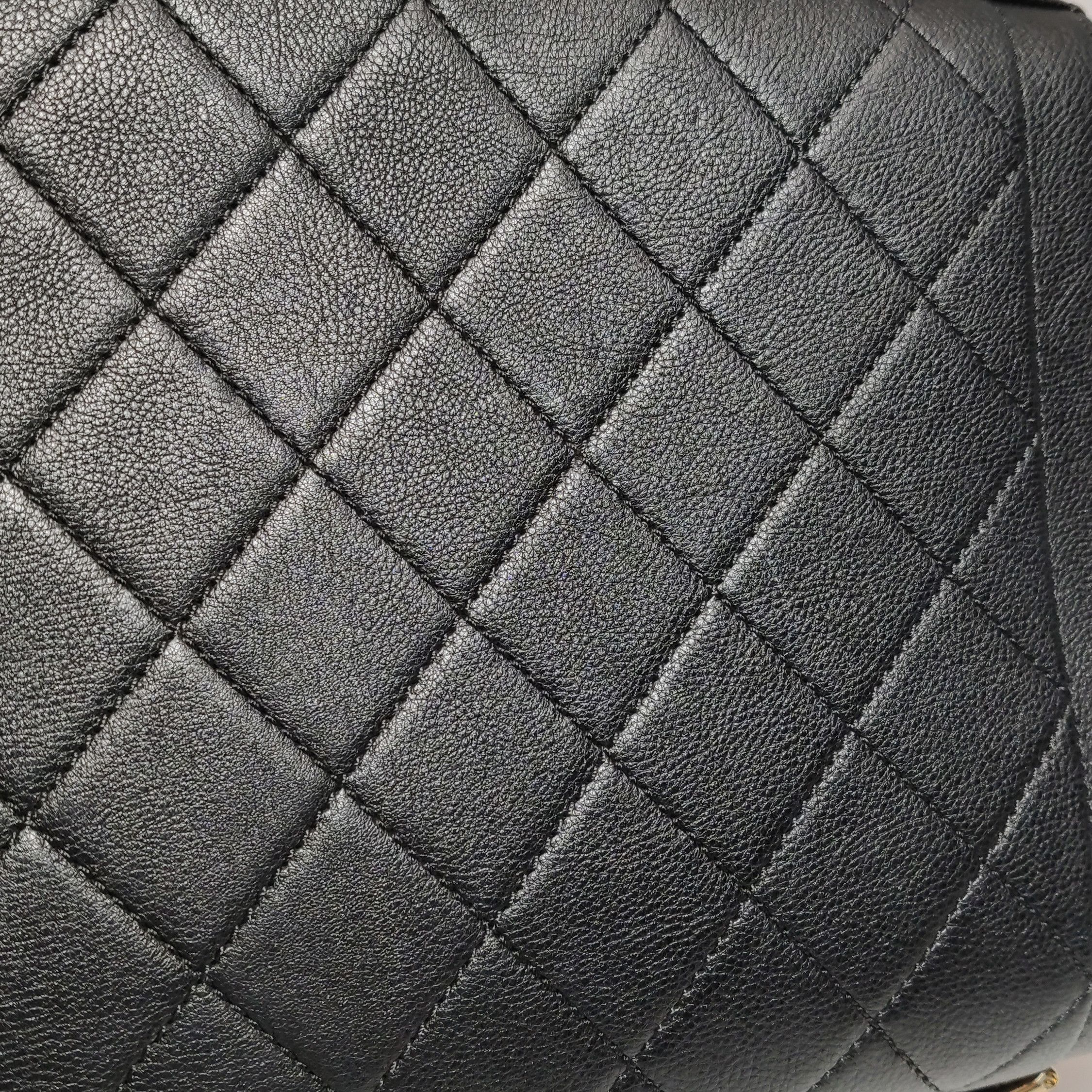 Chanel Chanel Women os Shoulder Bags Size ONE SIZE - 23 Thumbnail