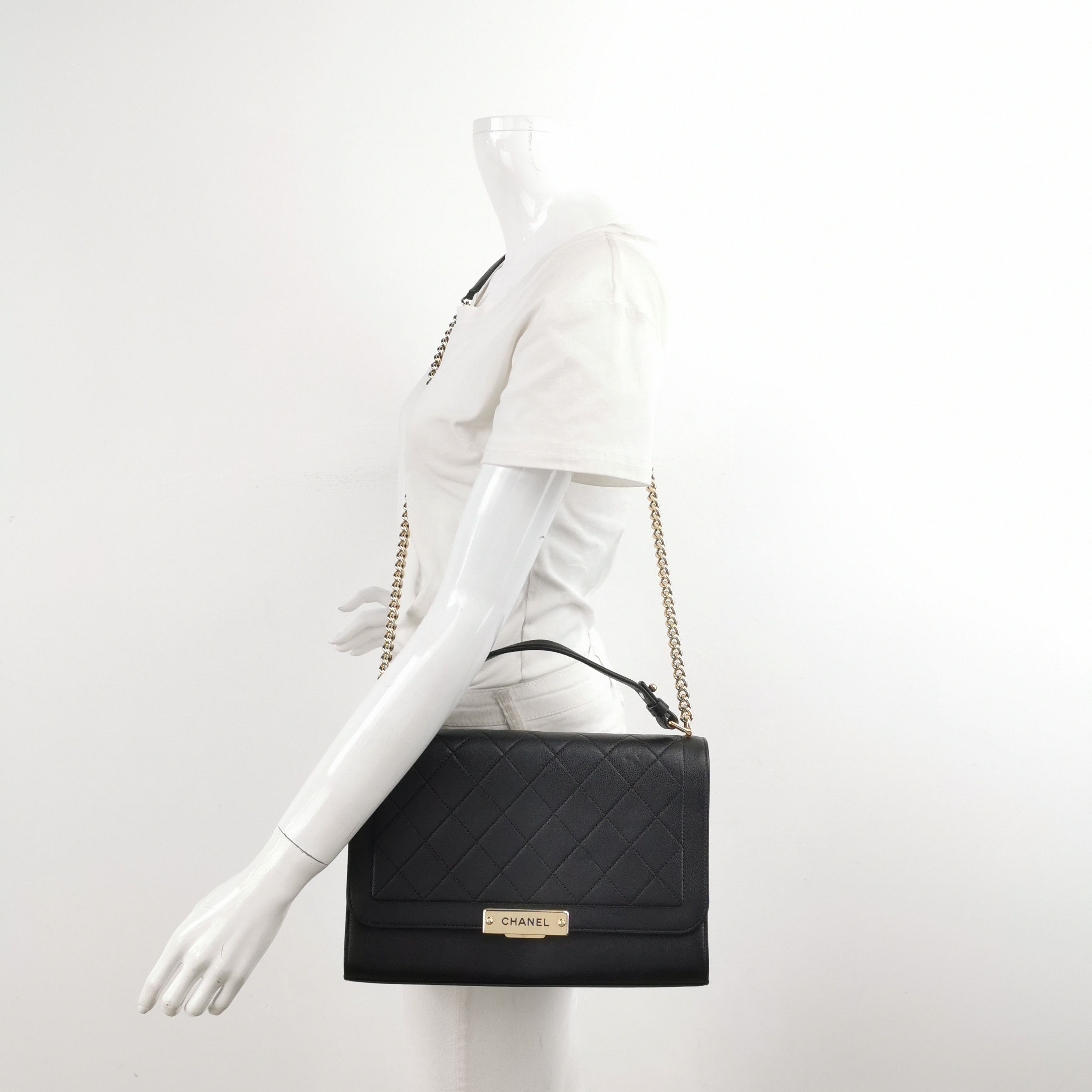 Chanel Chanel Women os Shoulder Bags Size ONE SIZE - 2 Thumbnail