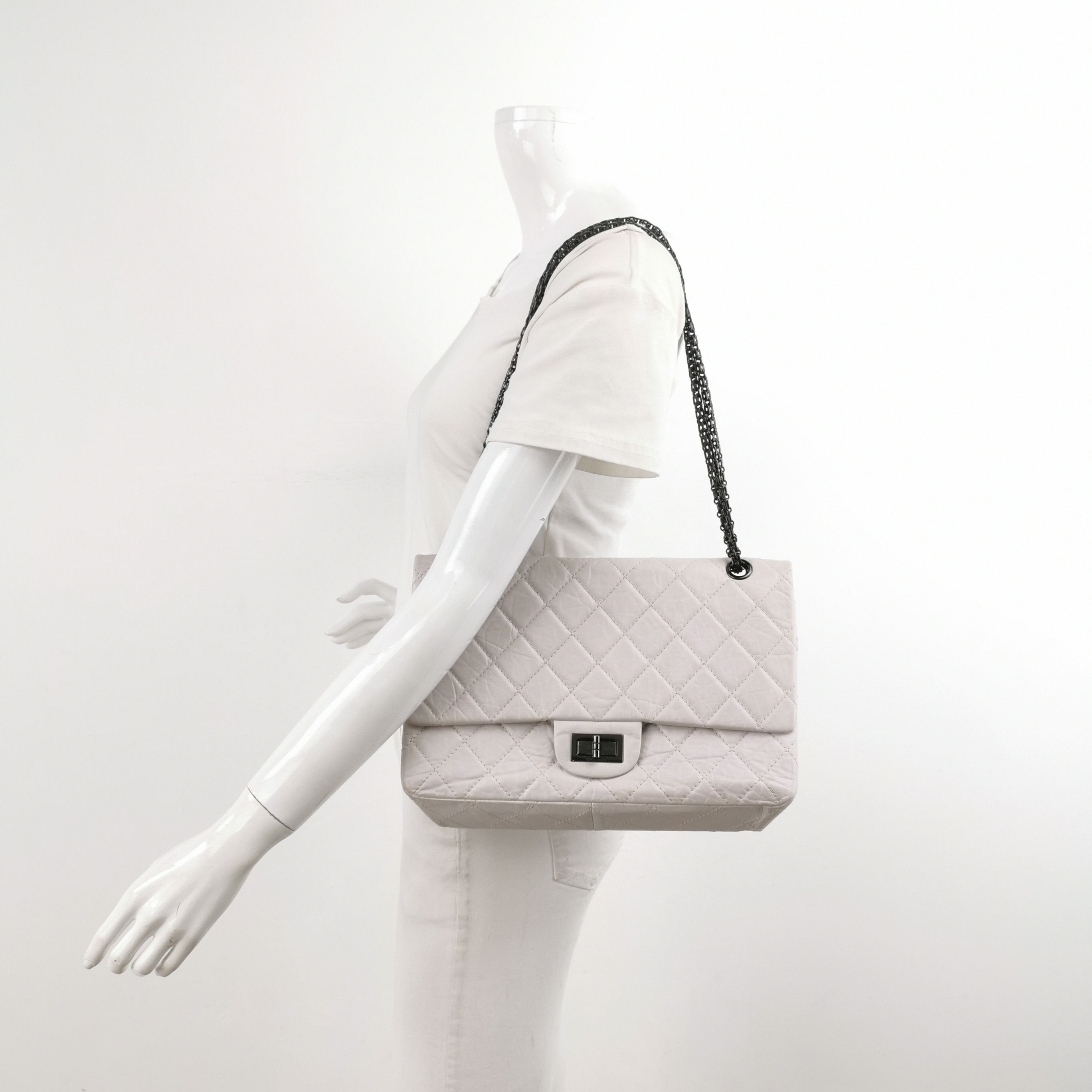 Chanel Chanel Women os Shoulder Bags Size ONE SIZE - 2 Thumbnail