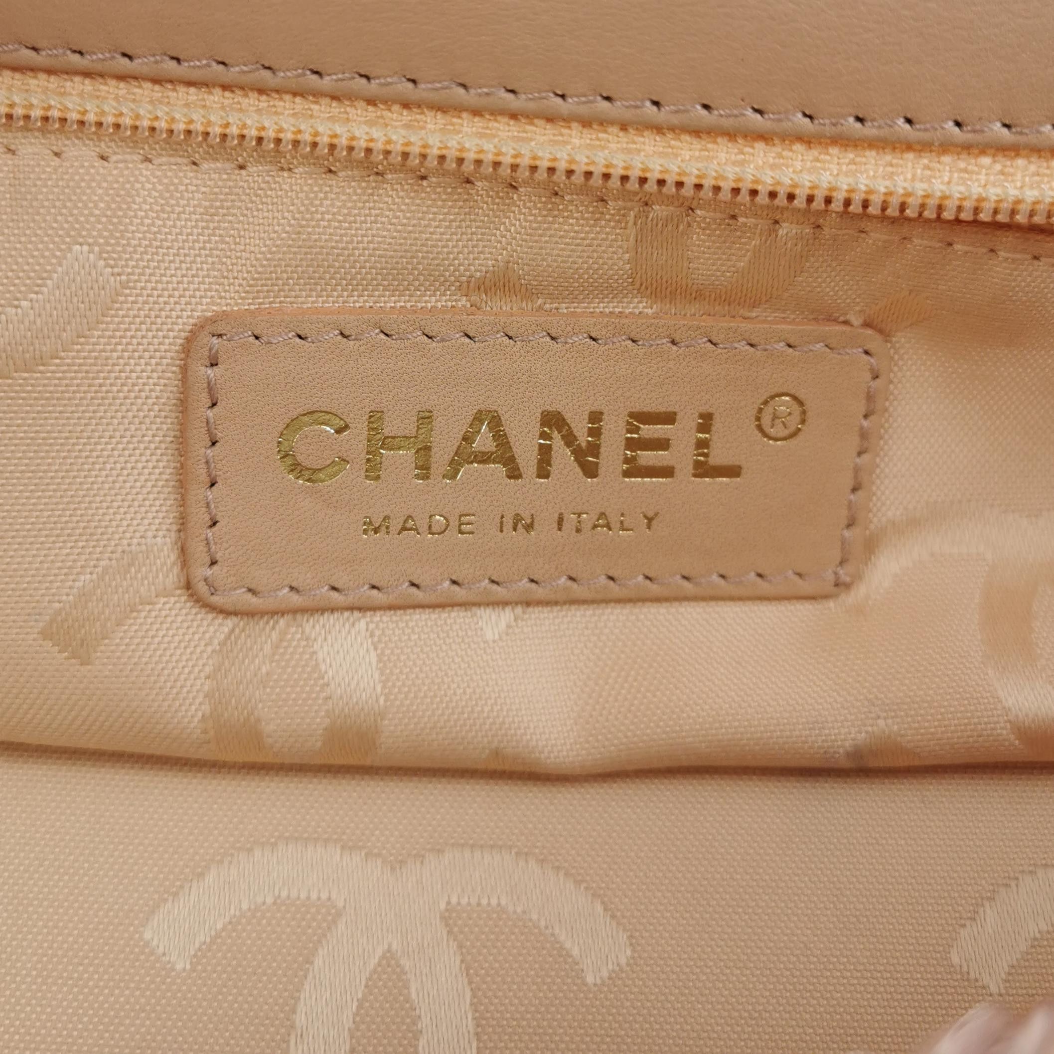 Chanel Chanel Women os Crossbody Bags Size ONE SIZE - 8 Thumbnail