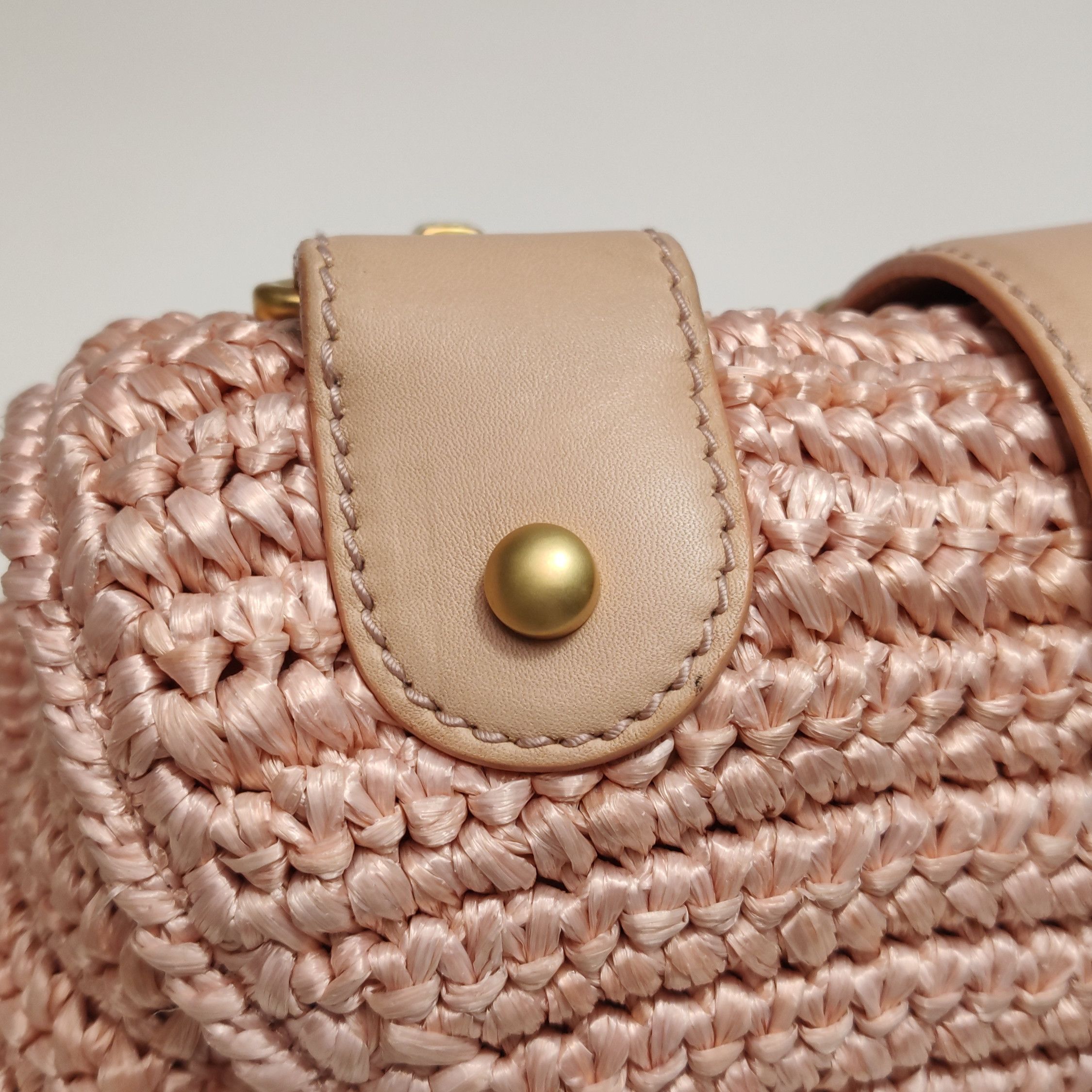 Chanel Chanel Women os Crossbody Bags Size ONE SIZE - 25 Thumbnail