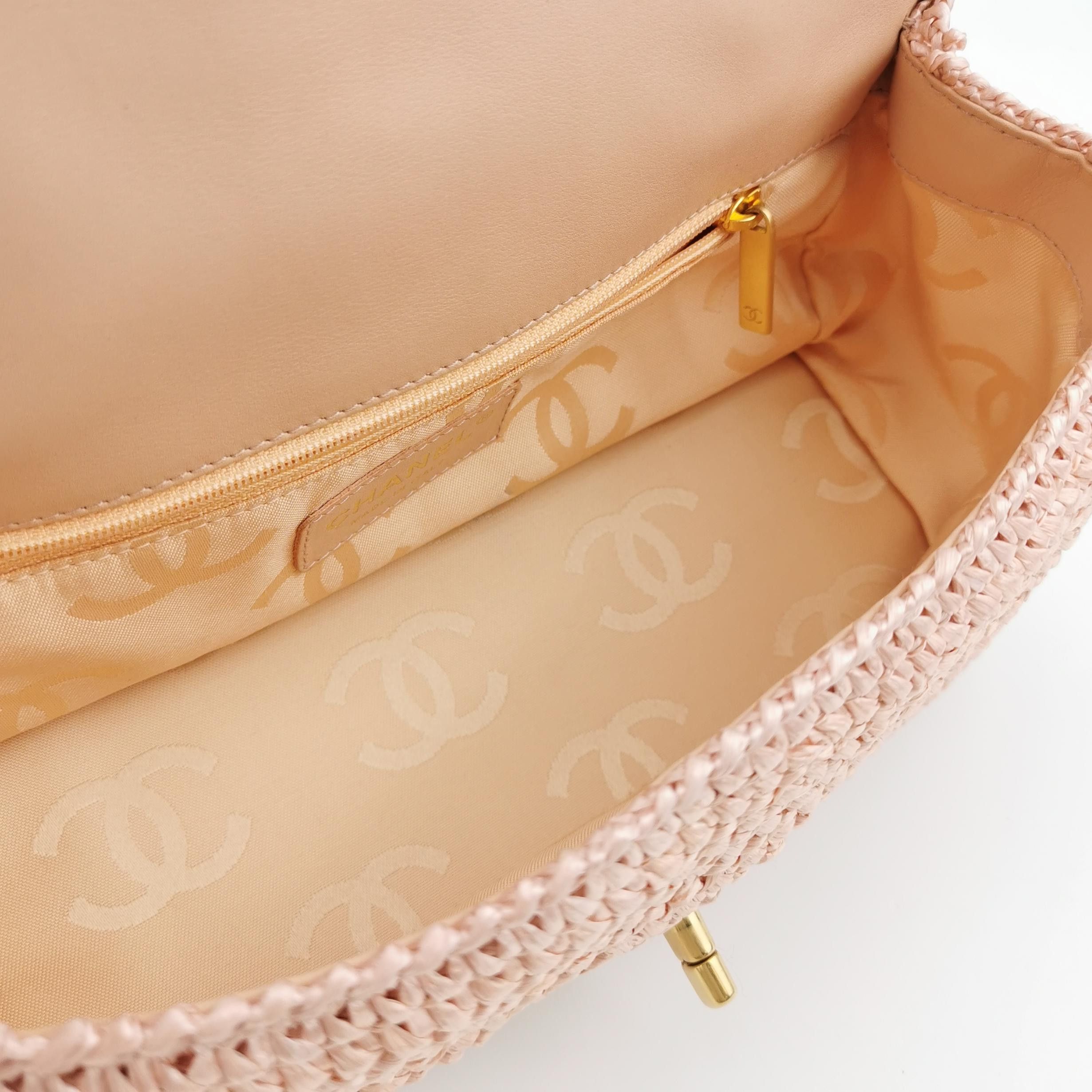 Chanel Chanel Women os Crossbody Bags Size ONE SIZE - 7 Thumbnail