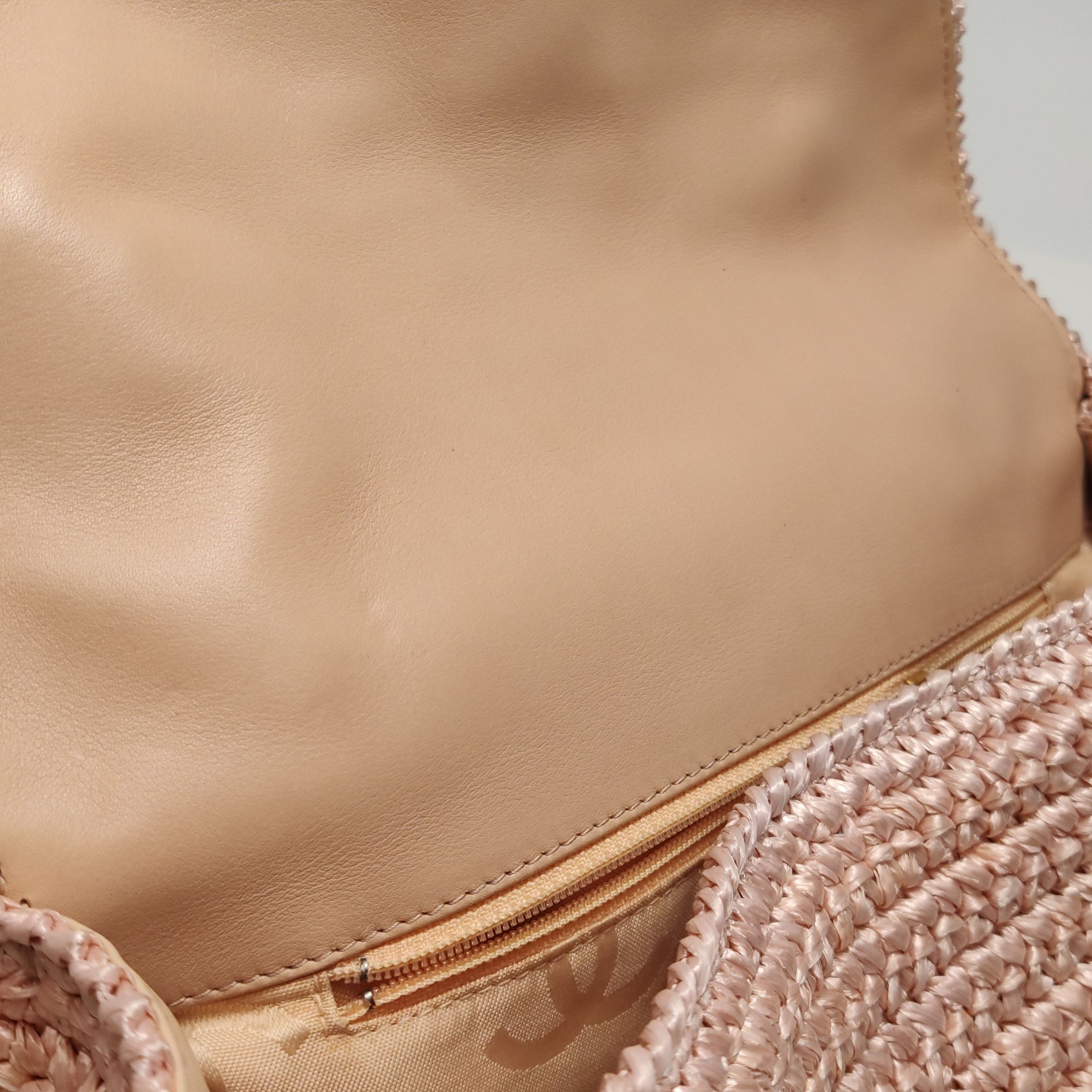 Chanel Chanel Women os Crossbody Bags Size ONE SIZE - 19 Thumbnail