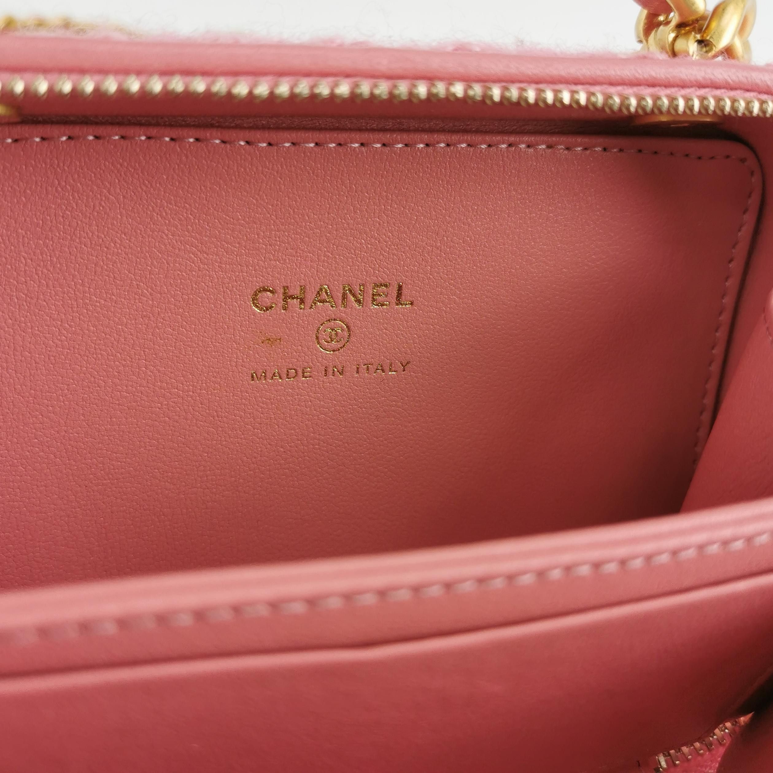 Chanel Chanel Women os Shoulder Bags Size ONE SIZE - 8 Thumbnail